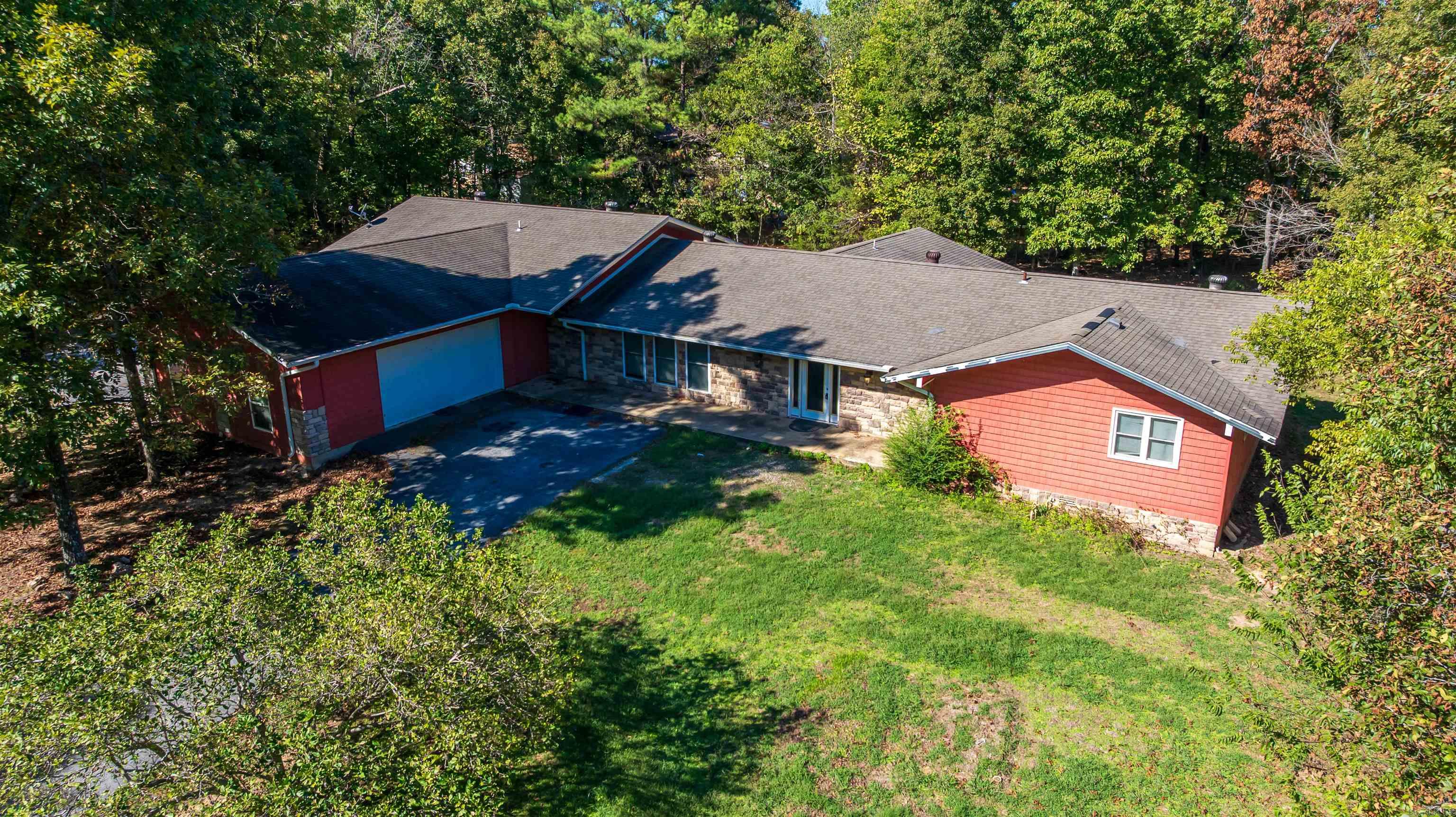 22 Nioka Drive Cherokee Village, AR 72529