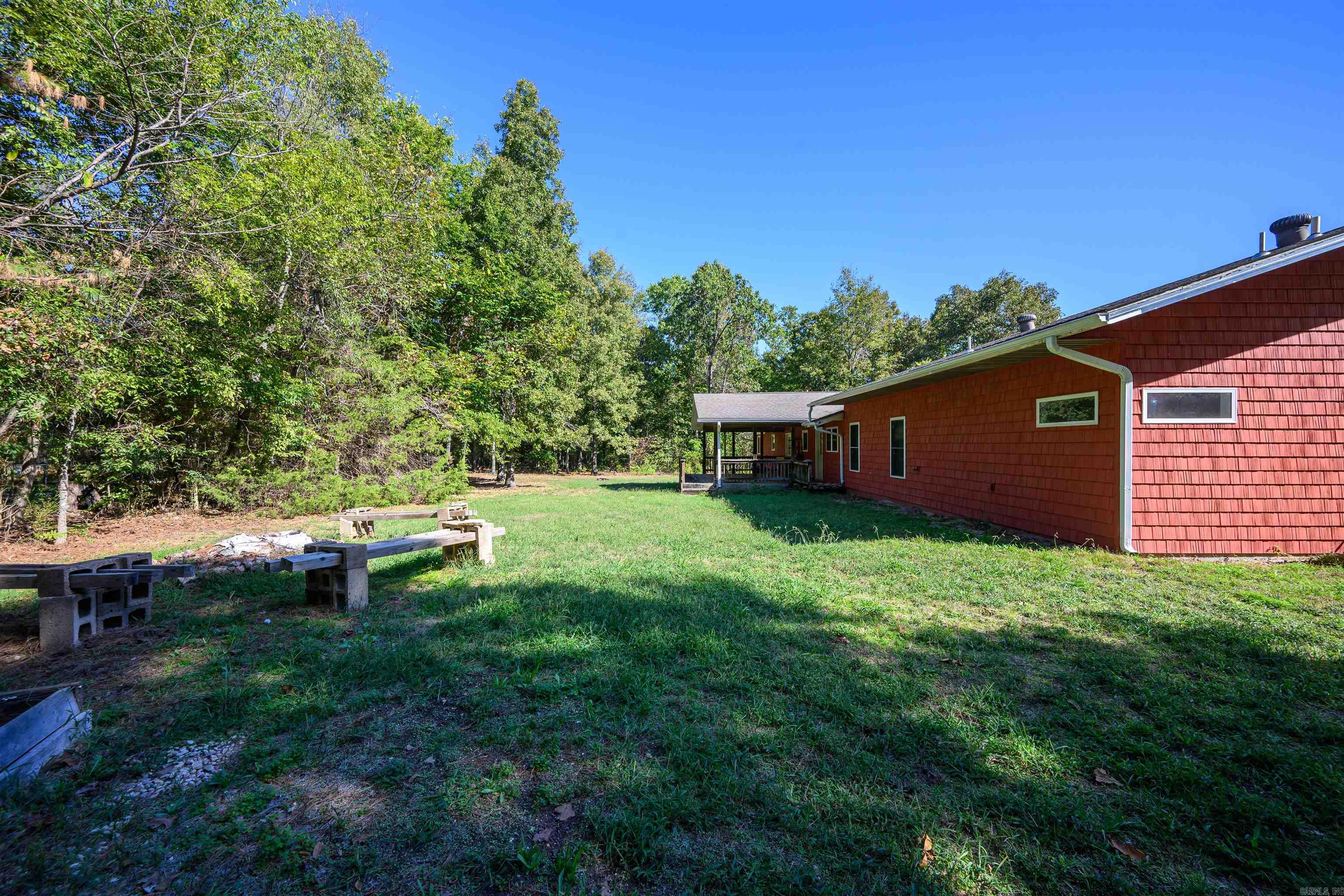 22 Nioka Drive Cherokee Village, AR 72529