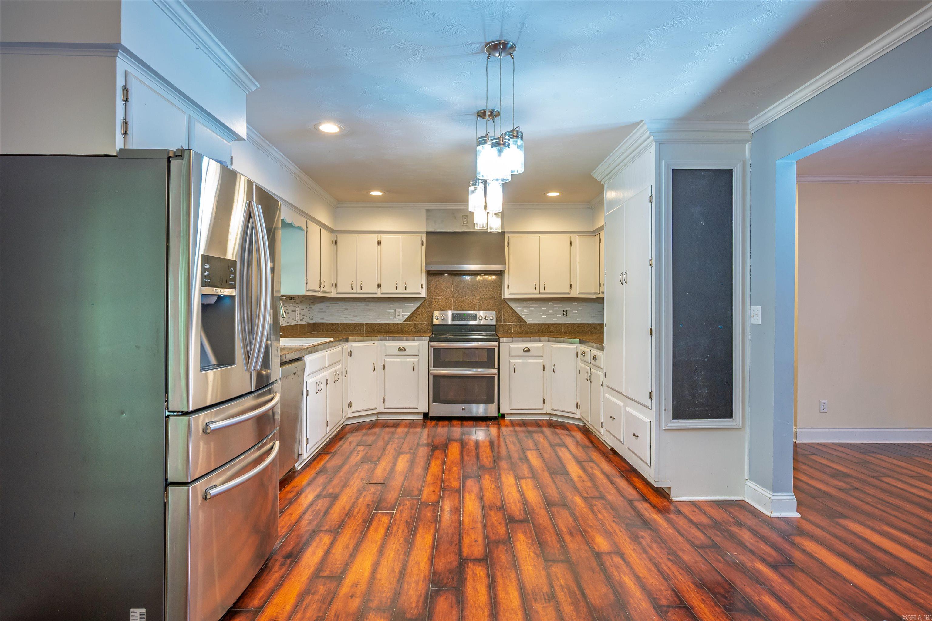 22 Nioka Drive Cherokee Village, AR 72529