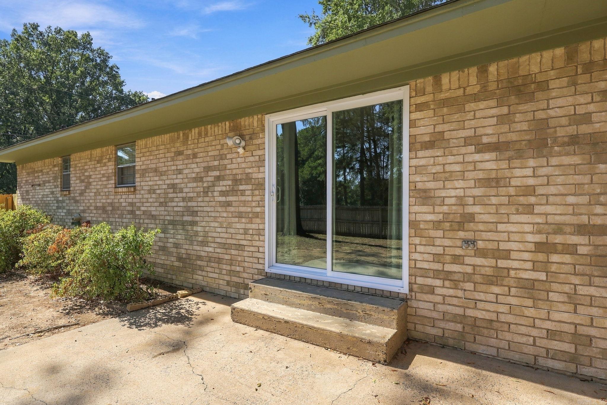 608 S Baridon Street Conway, AR 72034