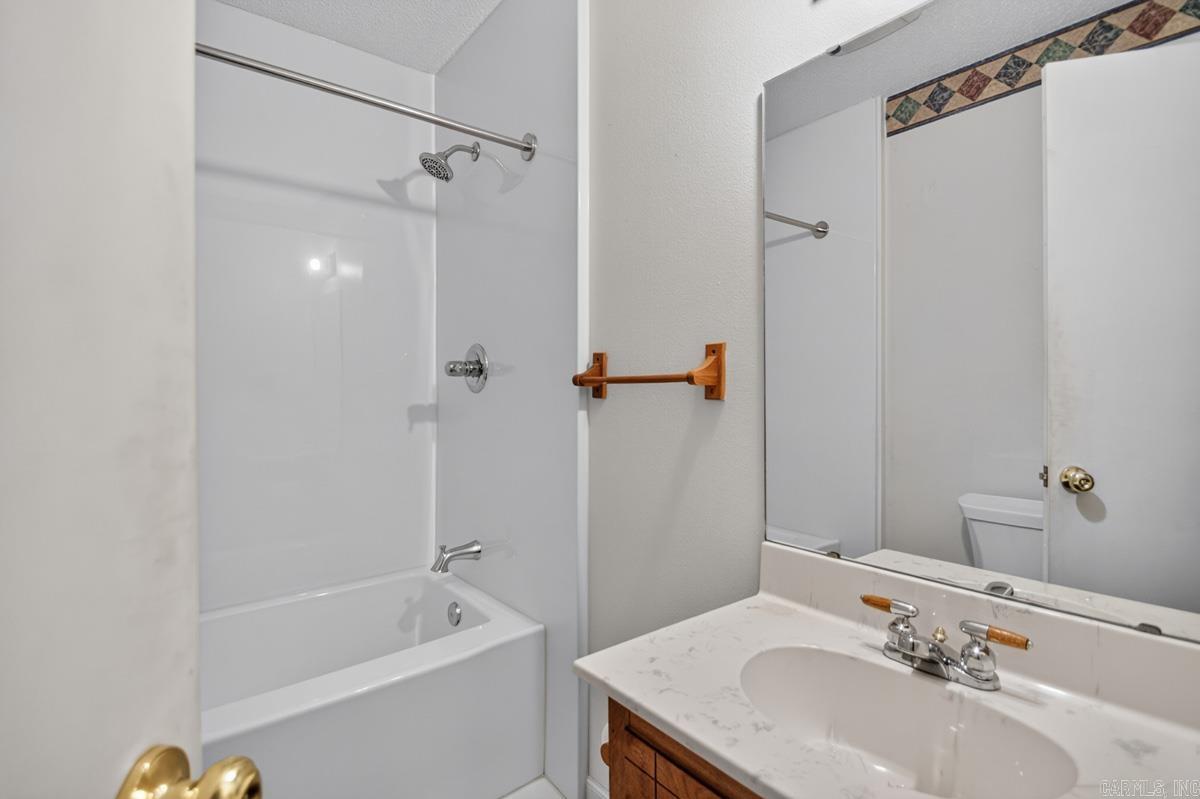 17139 S Alexander Road Alexander, AR 72002