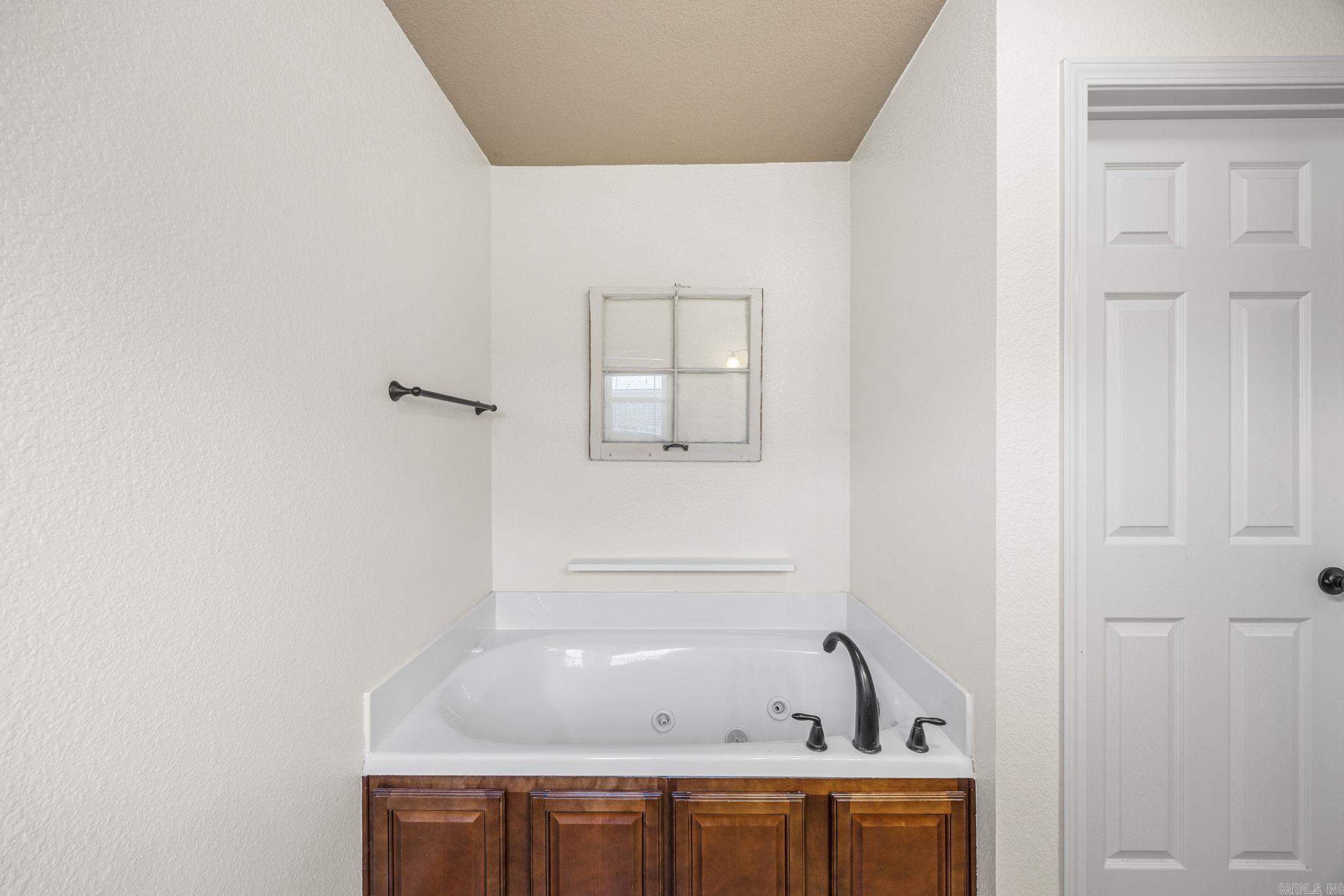 115 Earnhardt Circle Cabot, AR 72023