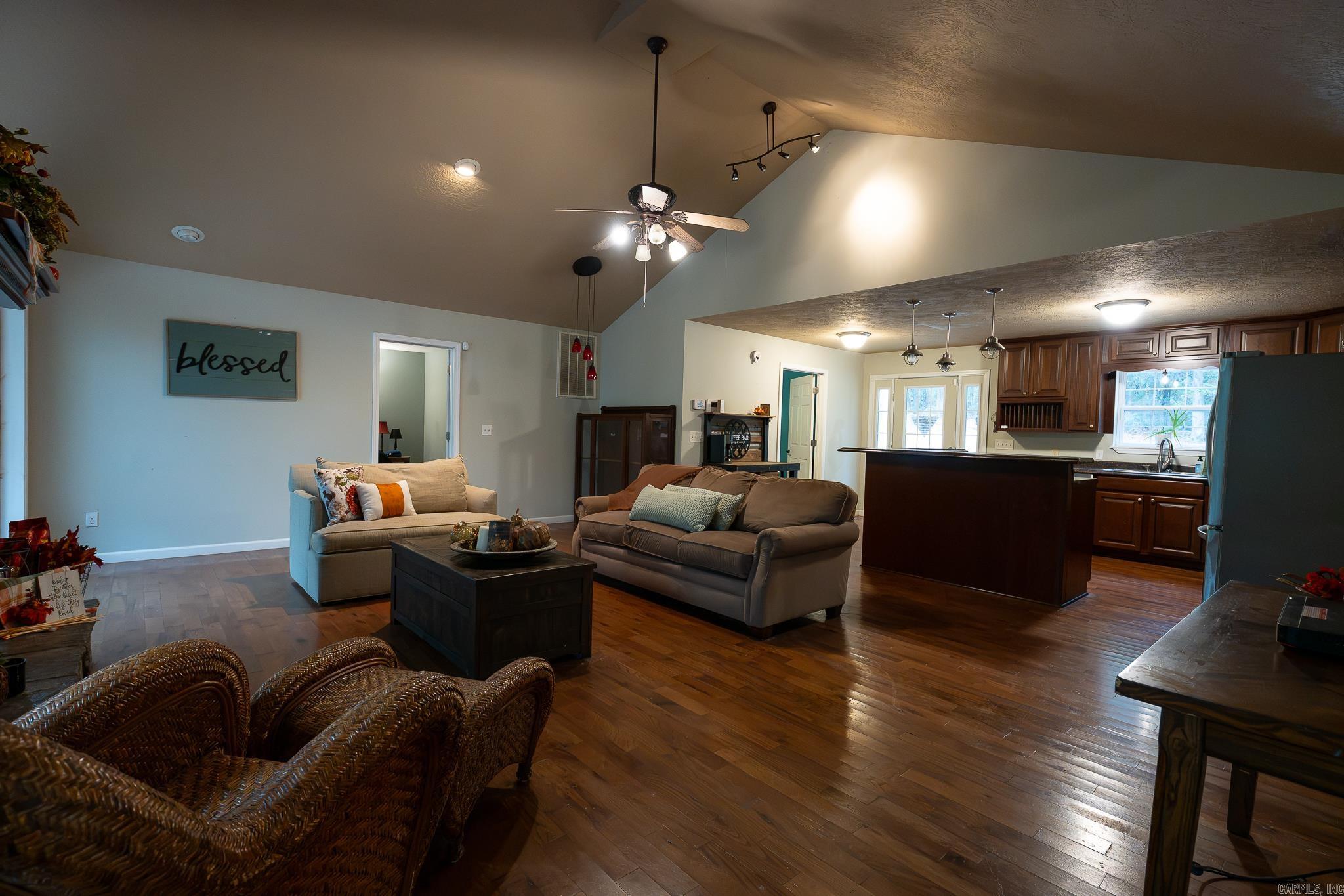 15 Vista Pointe Dr Batesville, AR 72501