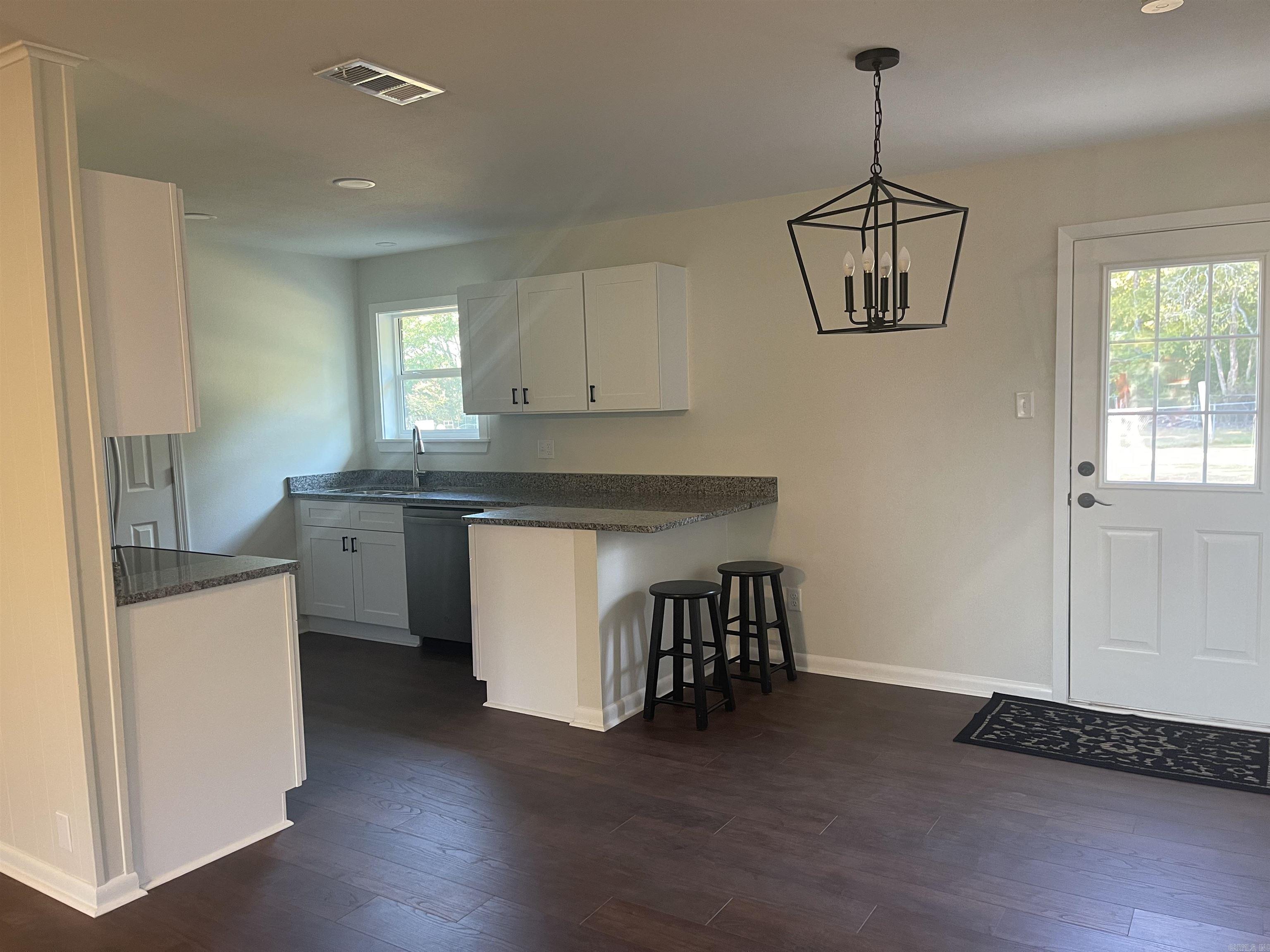 8904 Stonehedge Trail — photo 5