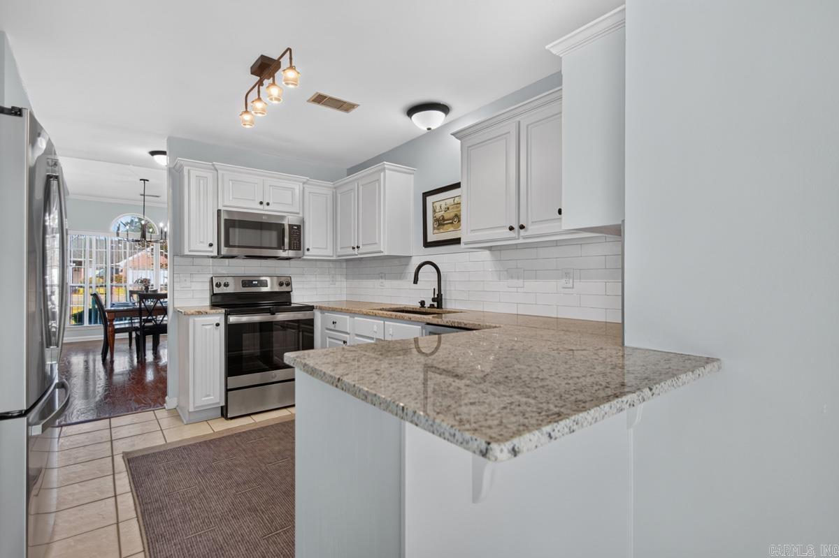 7109 Oakland Ct Sherwood, AR 72120