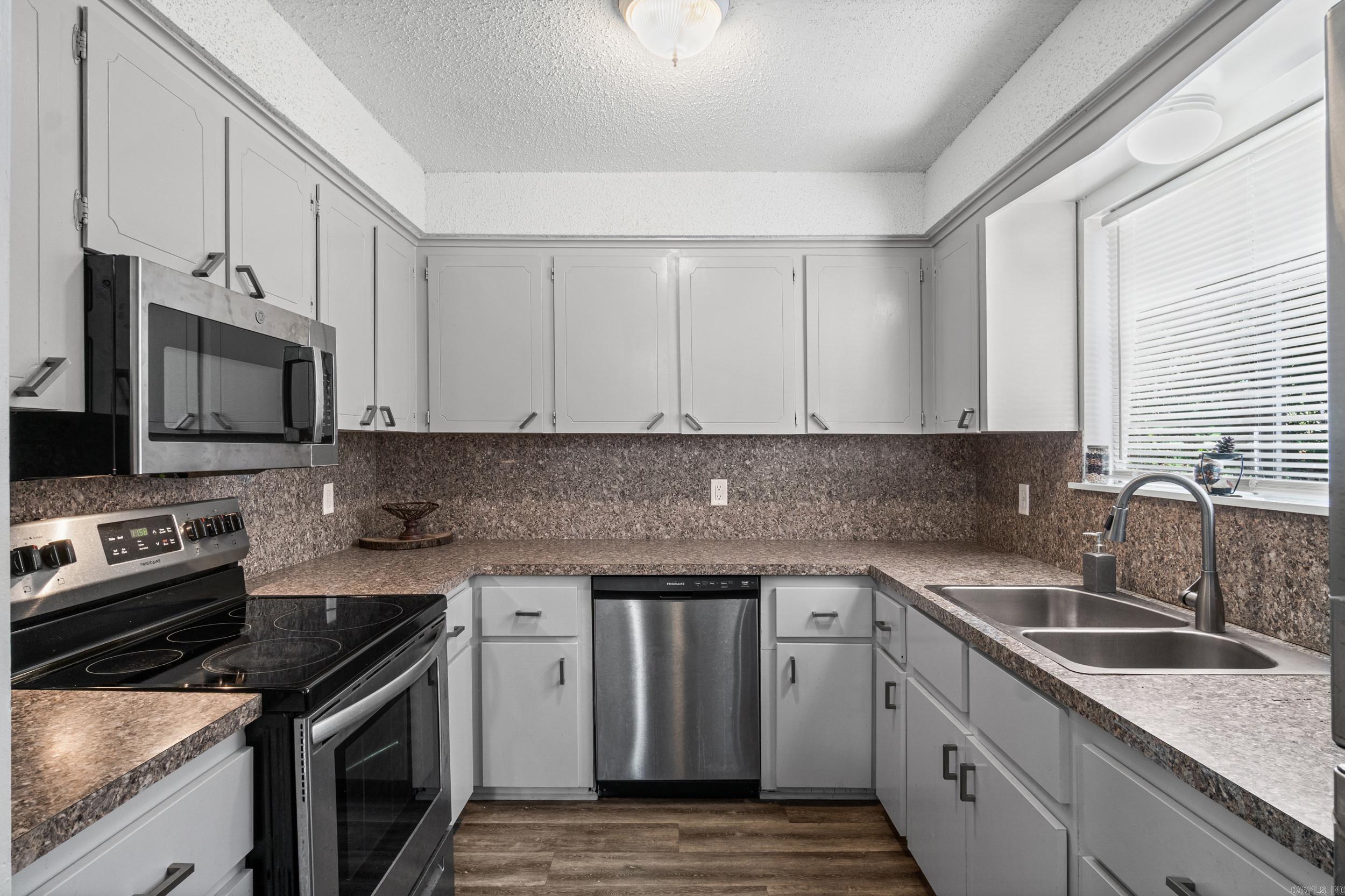 509 Nan Circle — photo 5