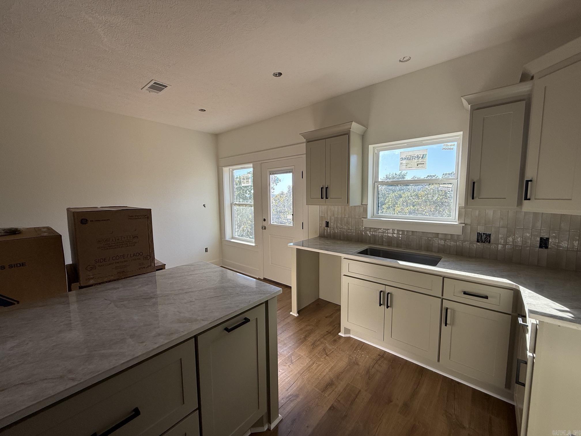 14 Summer Tyme Drive Greenbrier, AR 72058