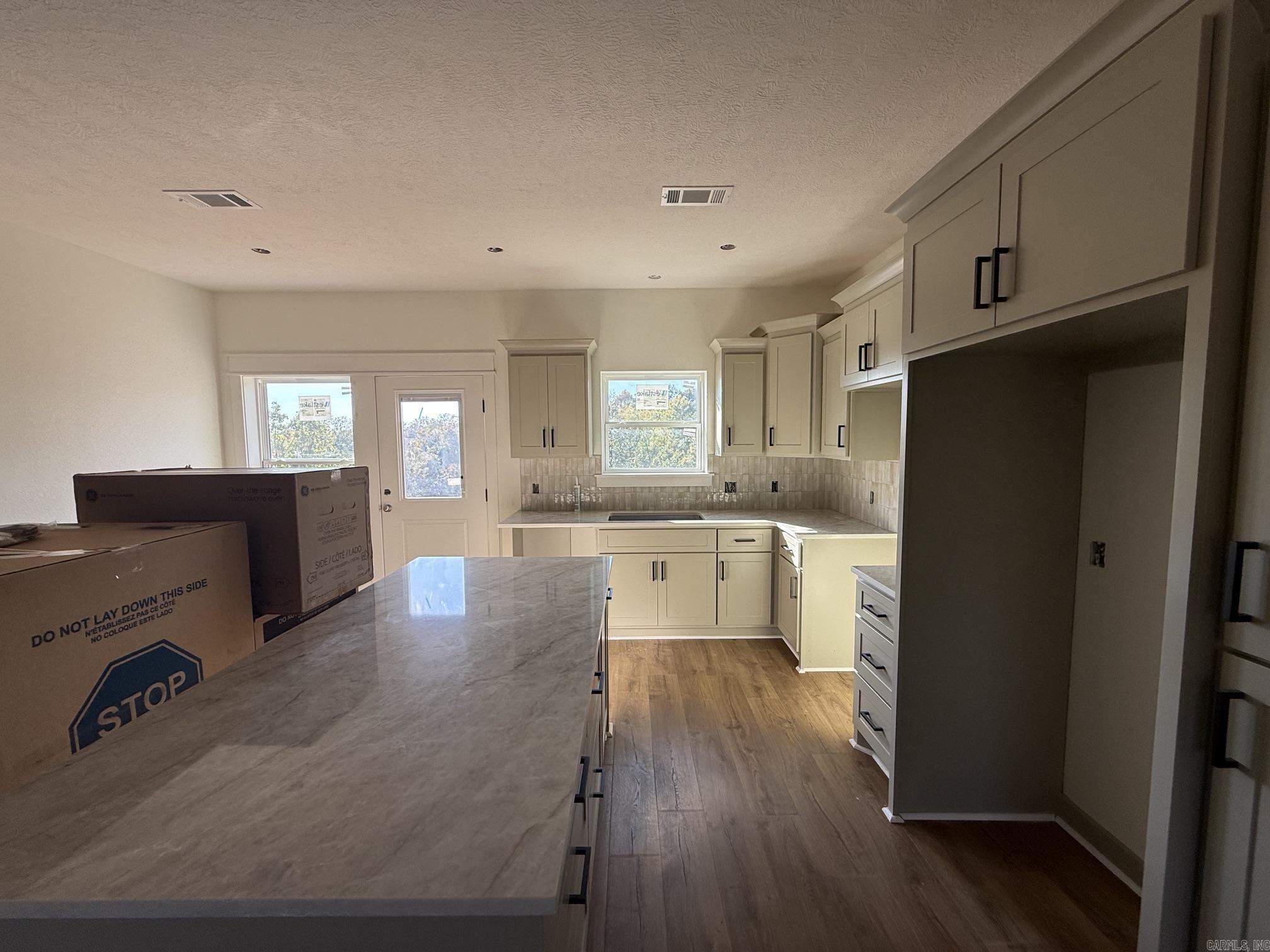 14 Summer Tyme Drive Greenbrier, AR 72058