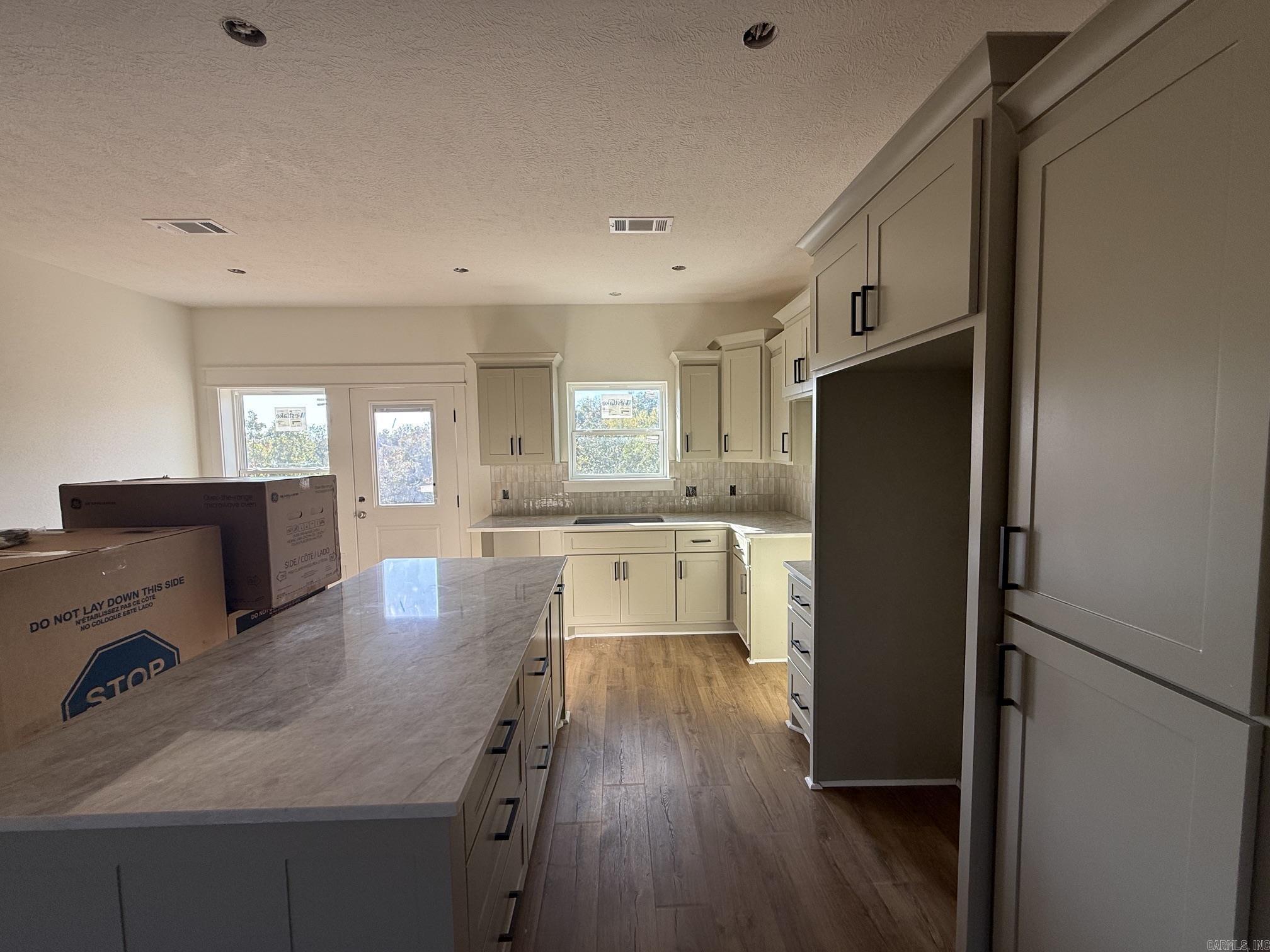 14 Summer Tyme Drive Greenbrier, AR 72058