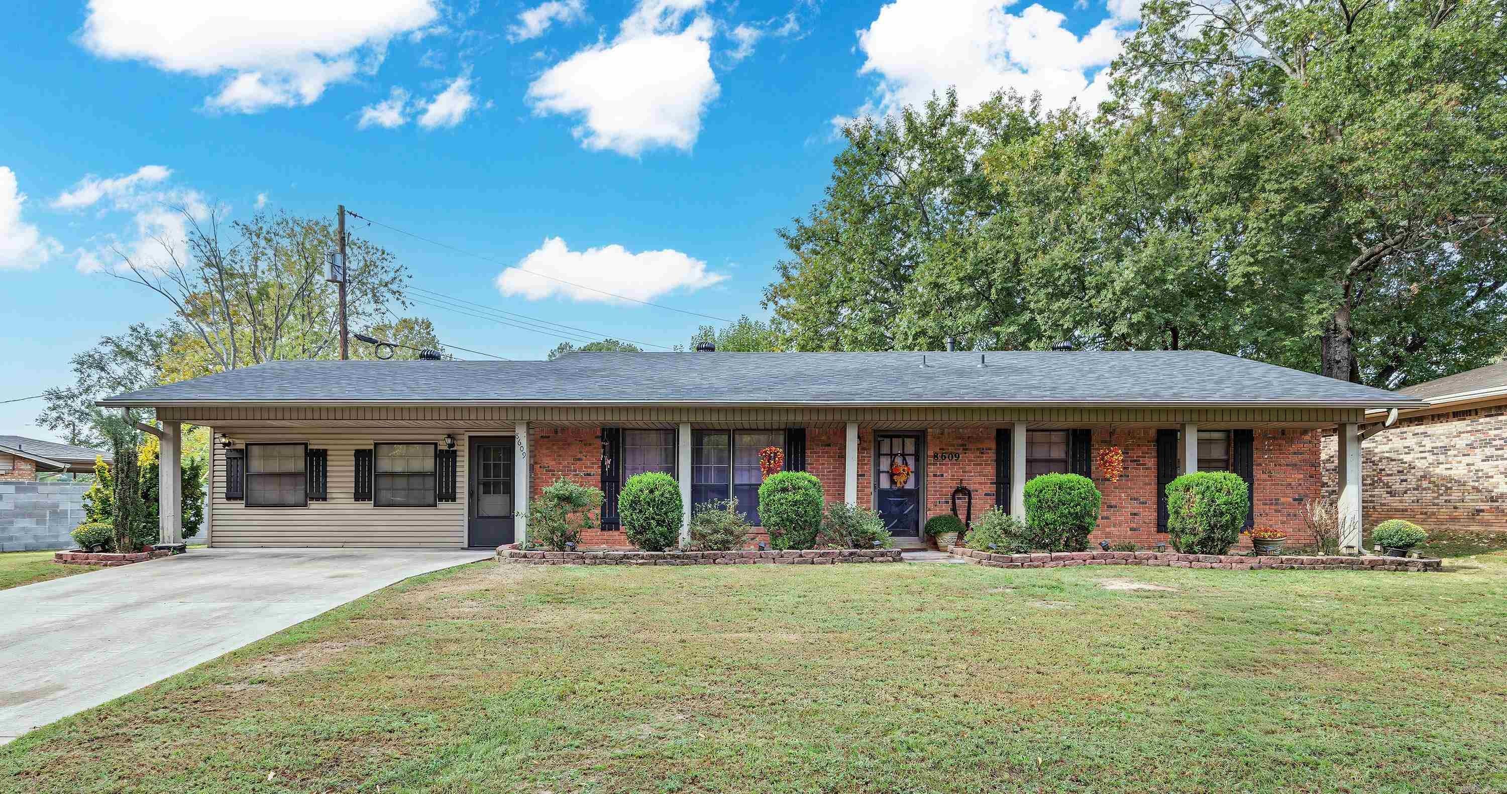 8609 Northgate Drive — exterior