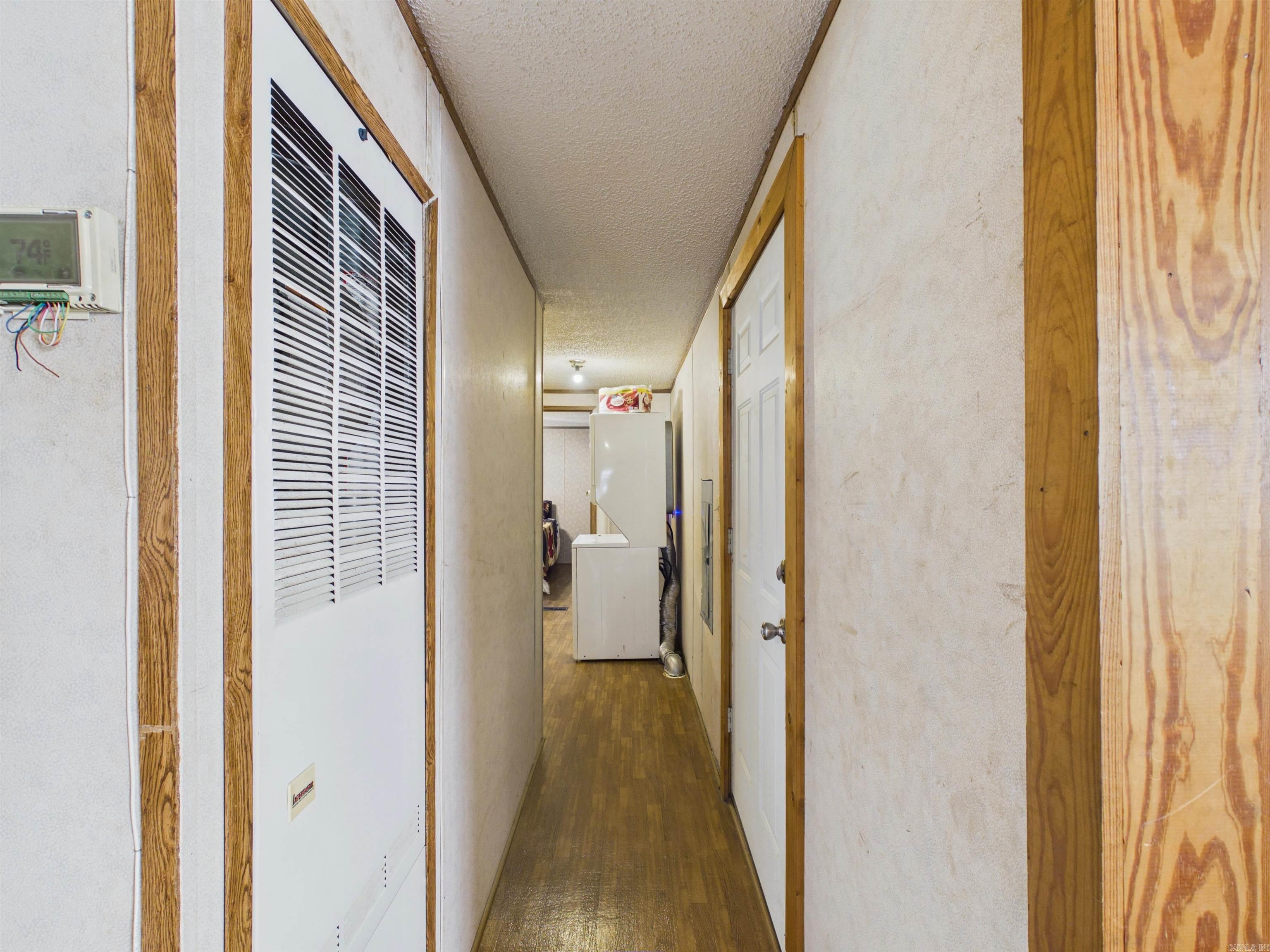 222 W CC Rd Hardy, AR 72542