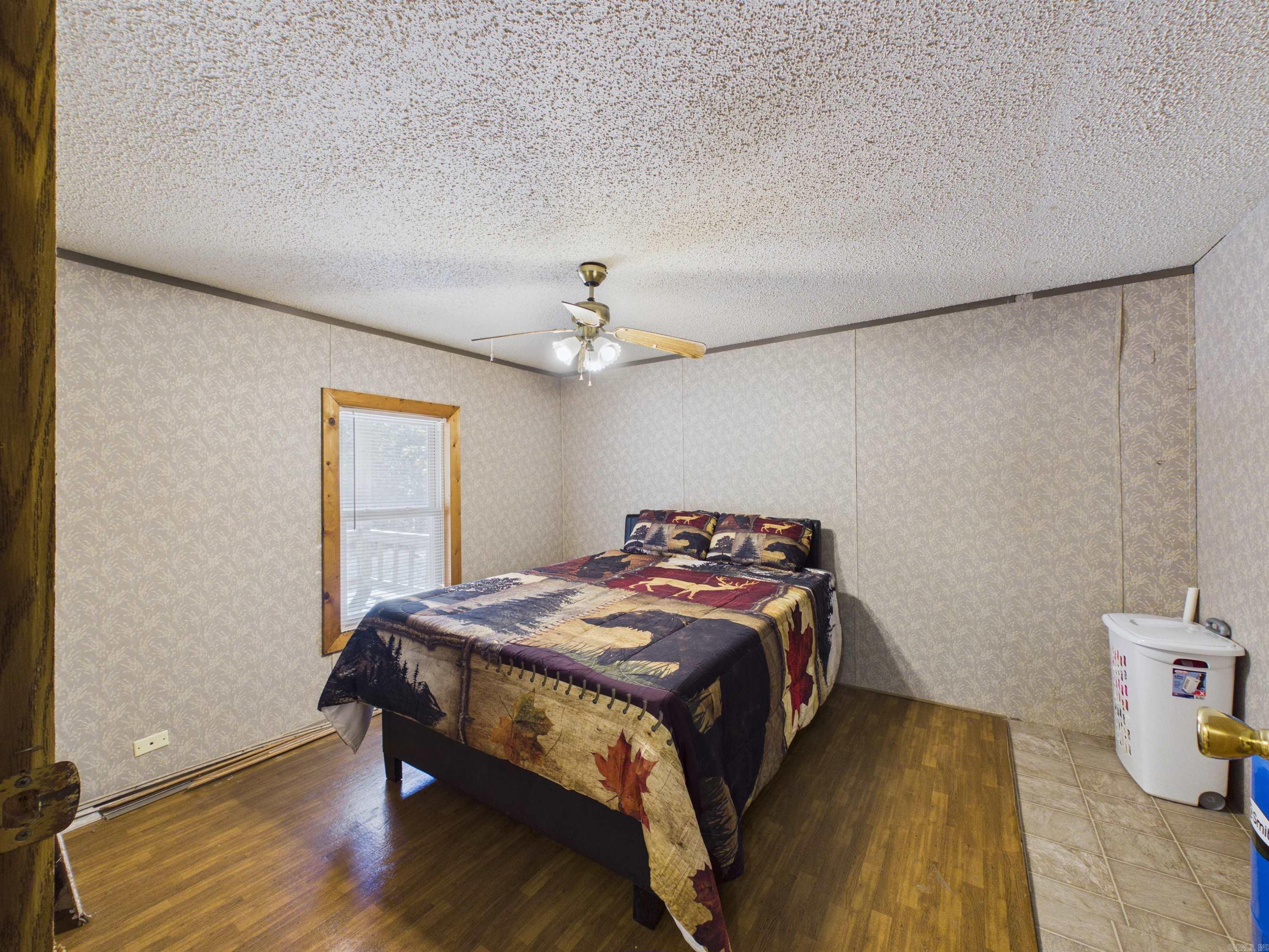 222 W CC Rd Hardy, AR 72542