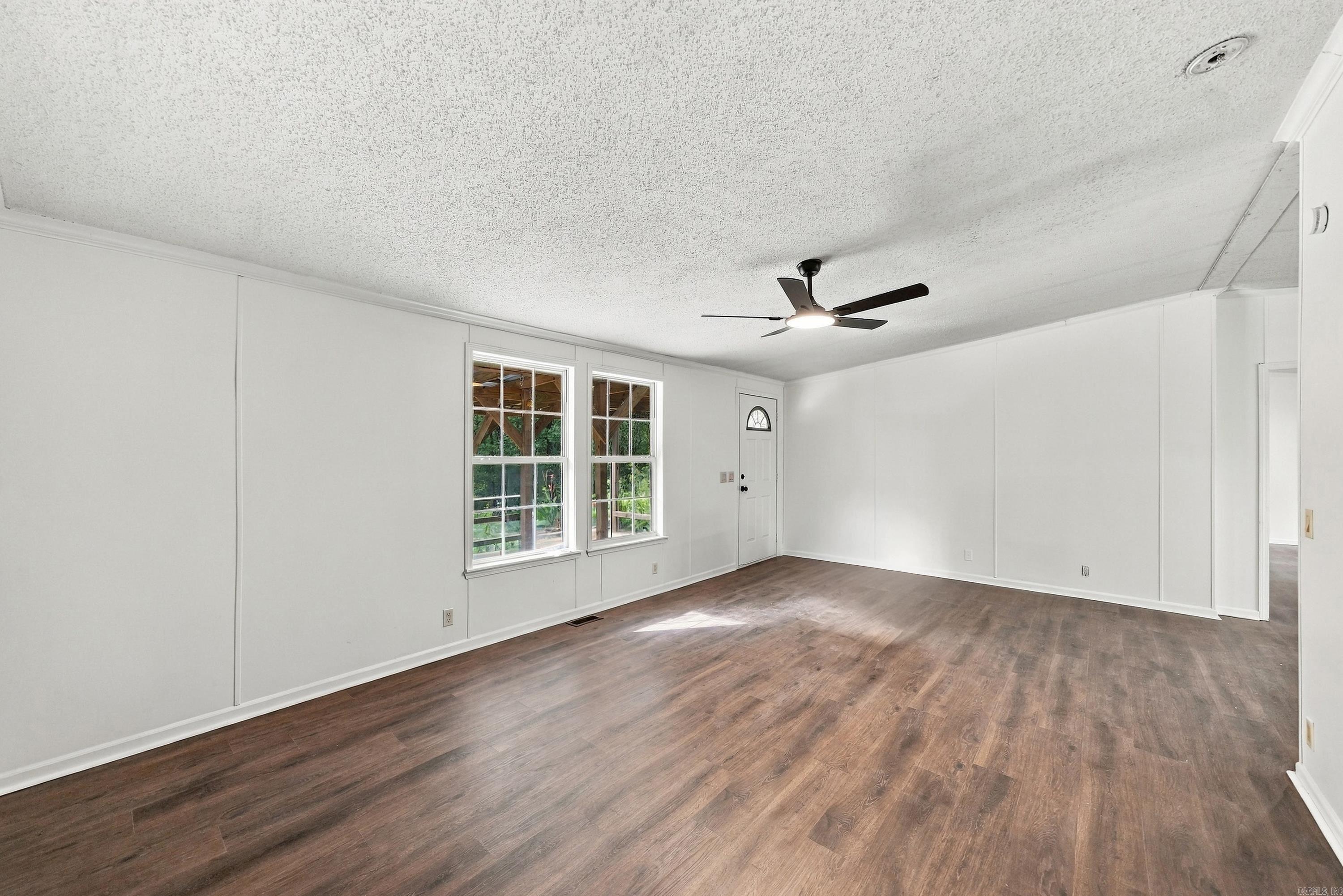 71 Kara Cove Vilonia, AR 72173