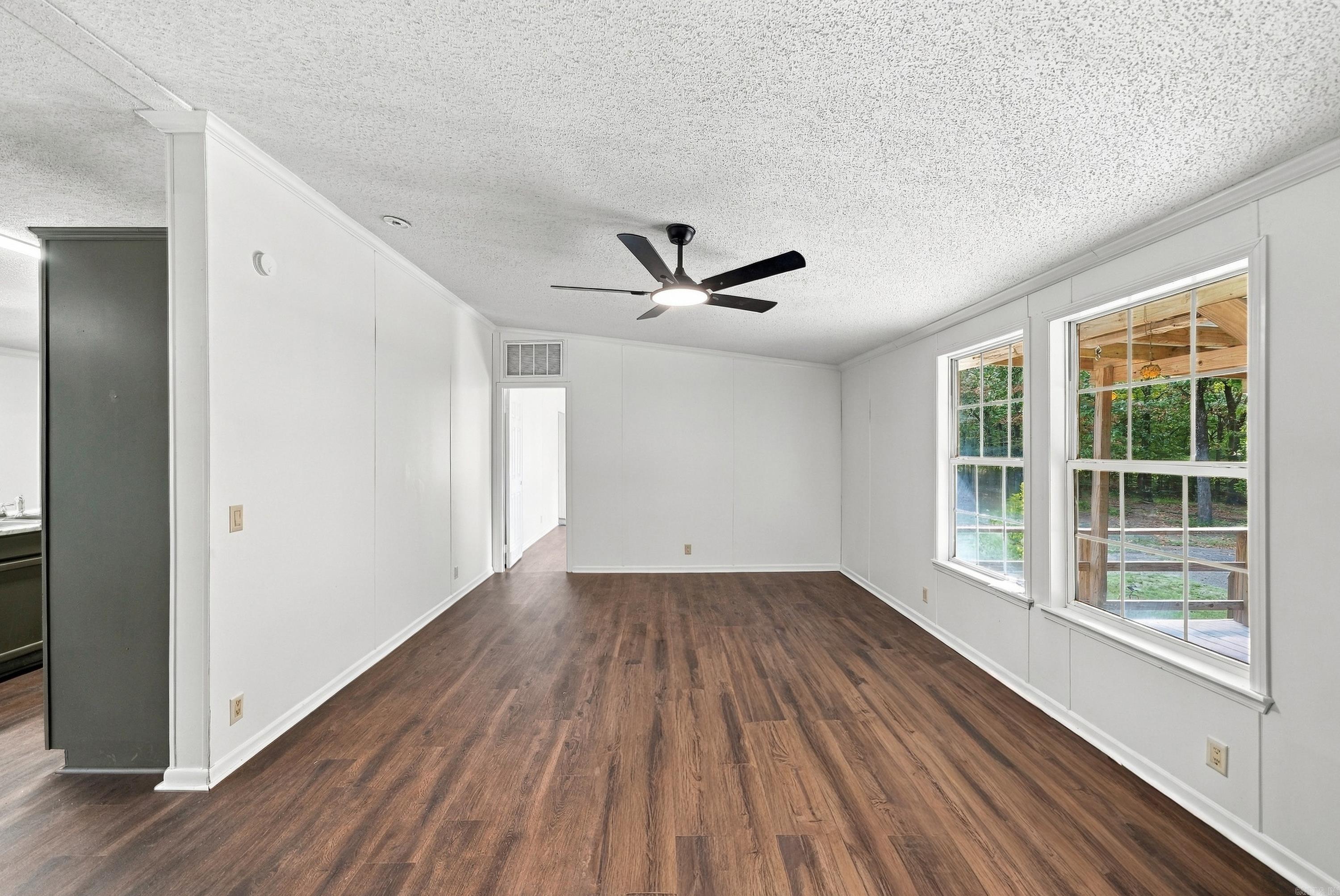 71 Kara Cove Vilonia, AR 72173