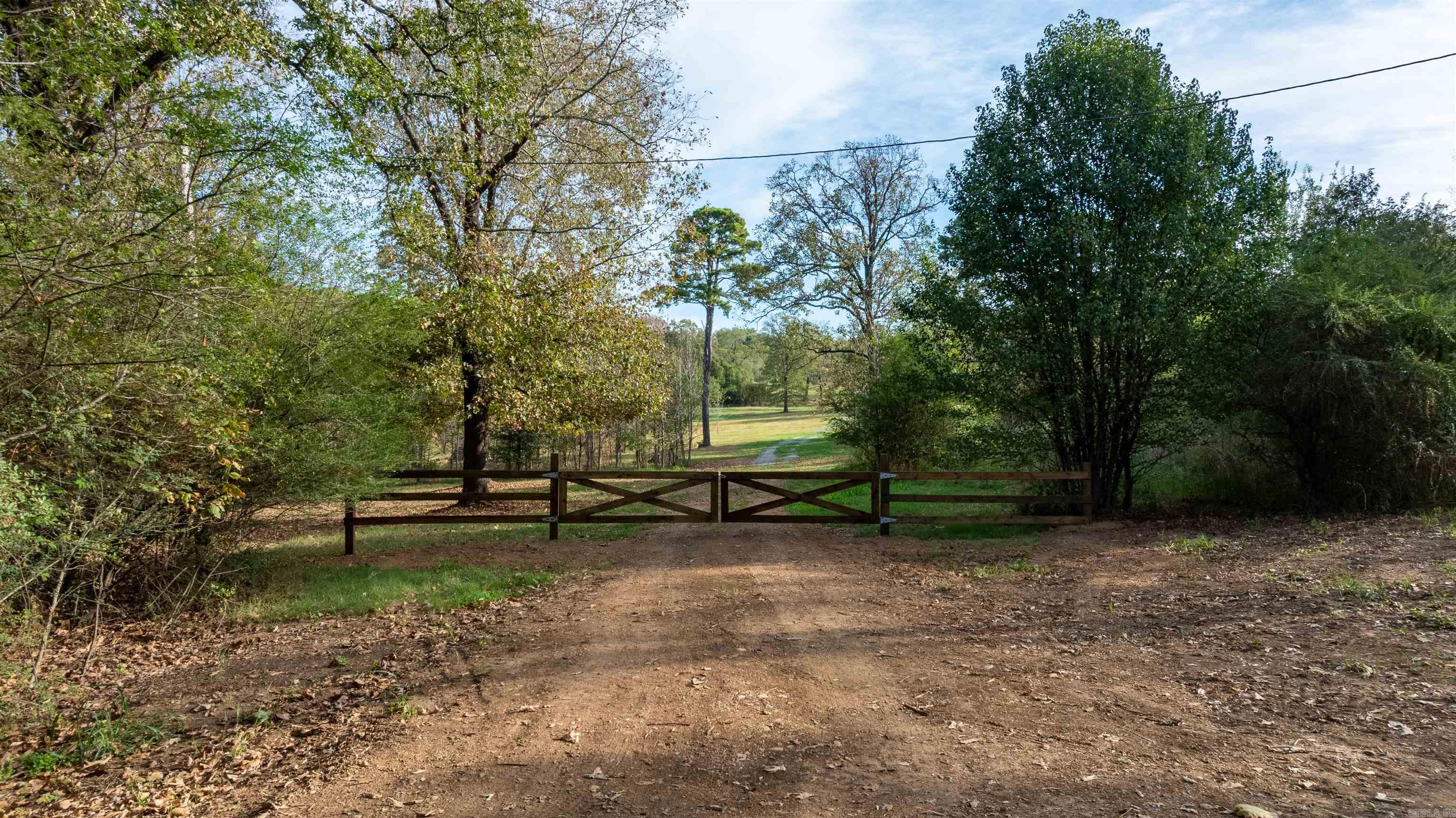 Pear Orchard Dr