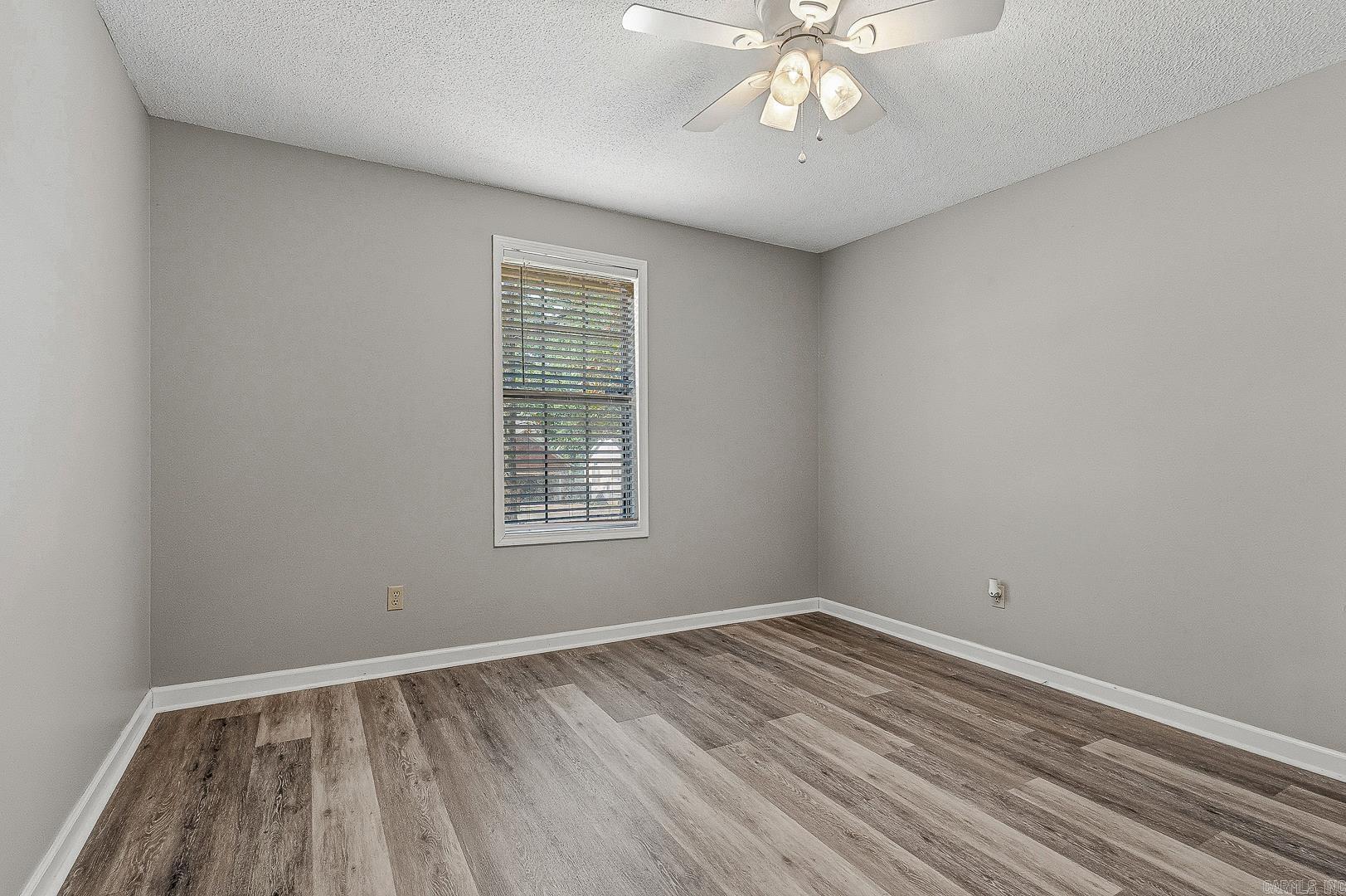 902 Live Oak Circle Jonesboro, AR 72401