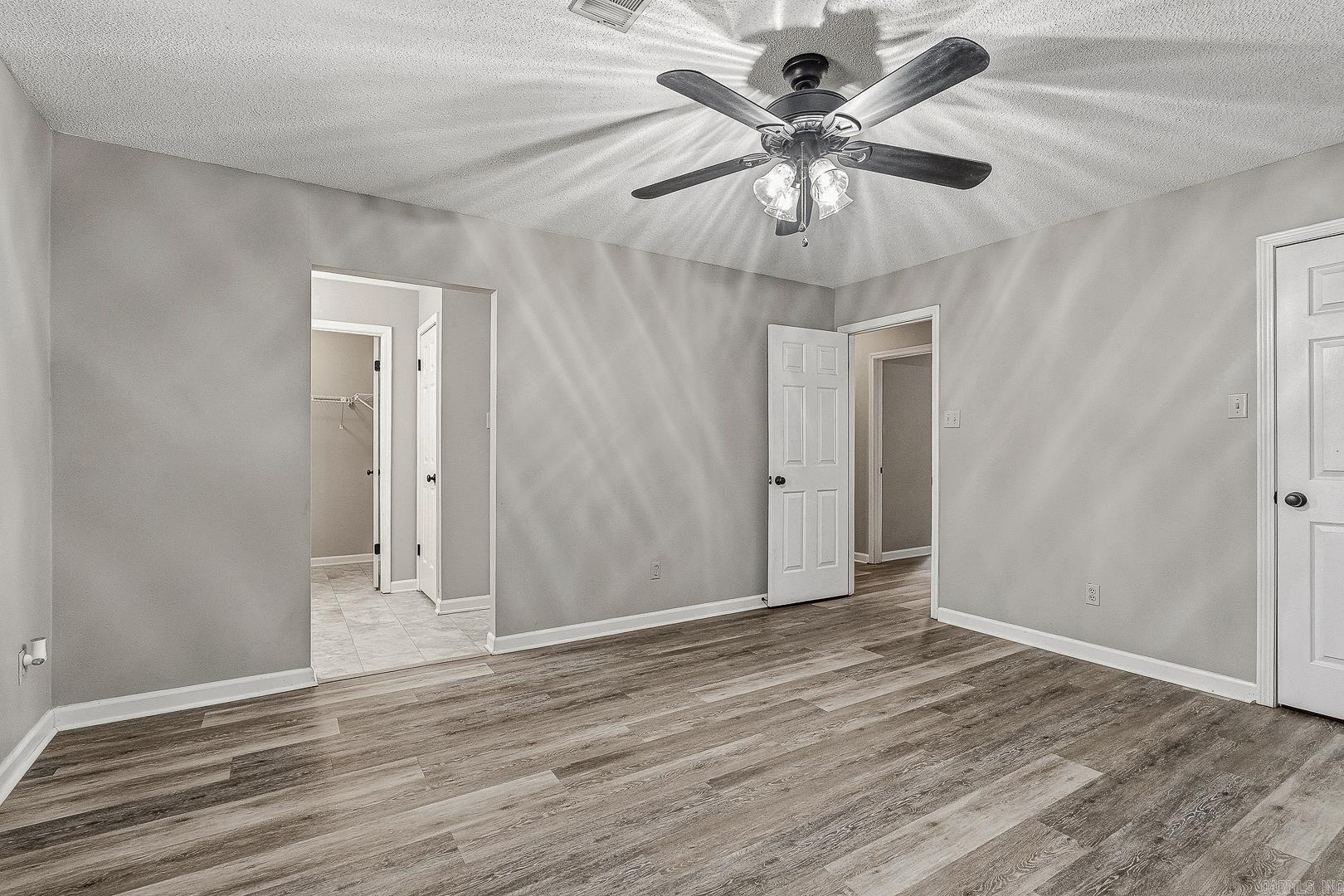 902 Live Oak Circle Jonesboro, AR 72401