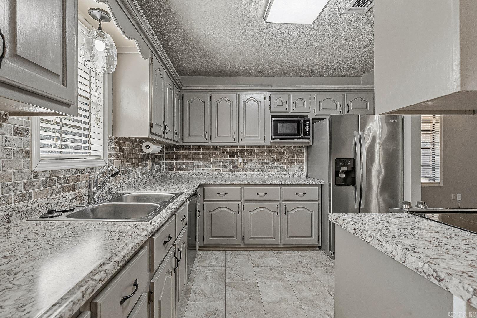 902 Live Oak Circle Jonesboro, AR 72401