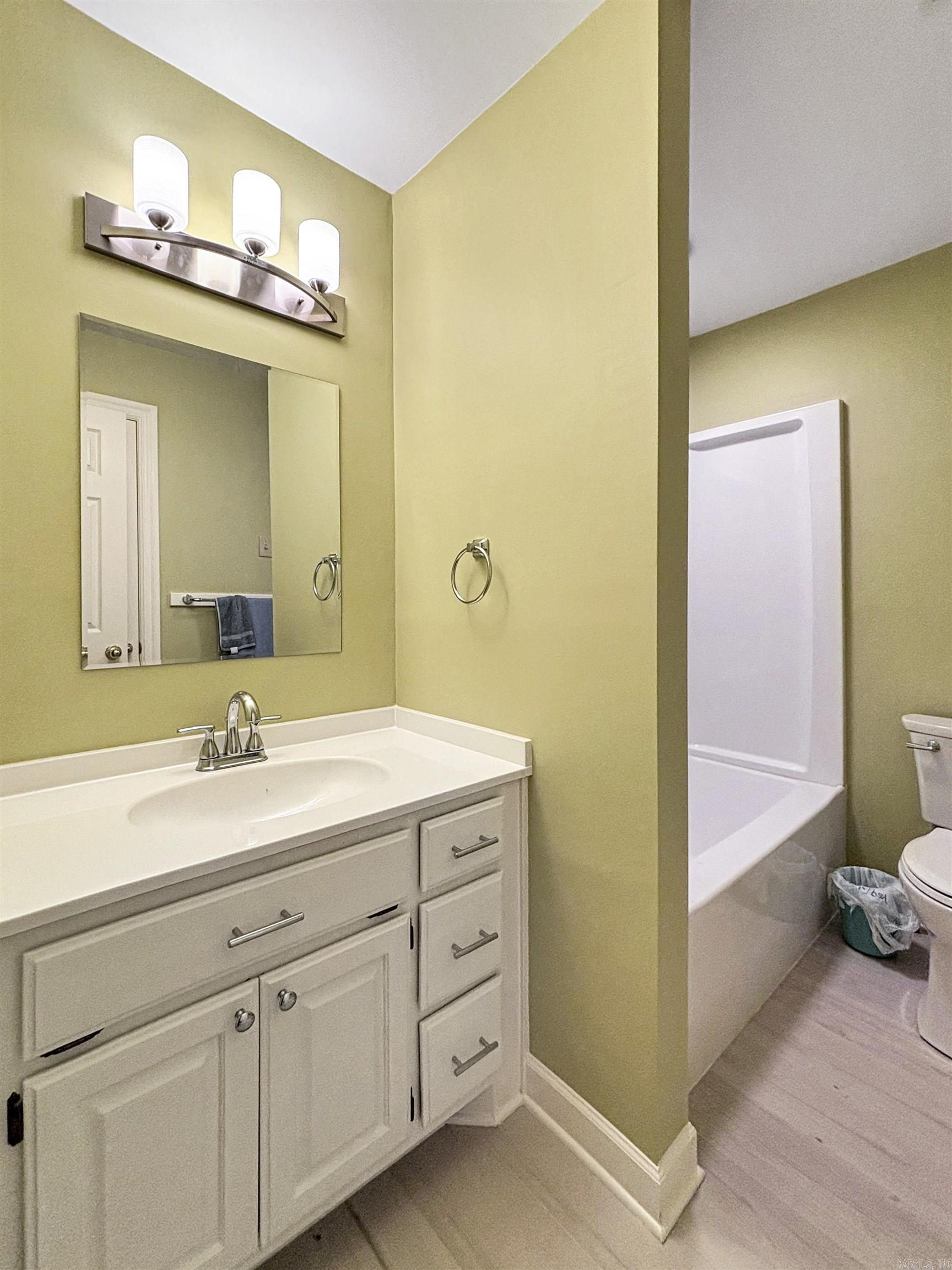 232 Dearmon Trail Lonsdale, AR 72087