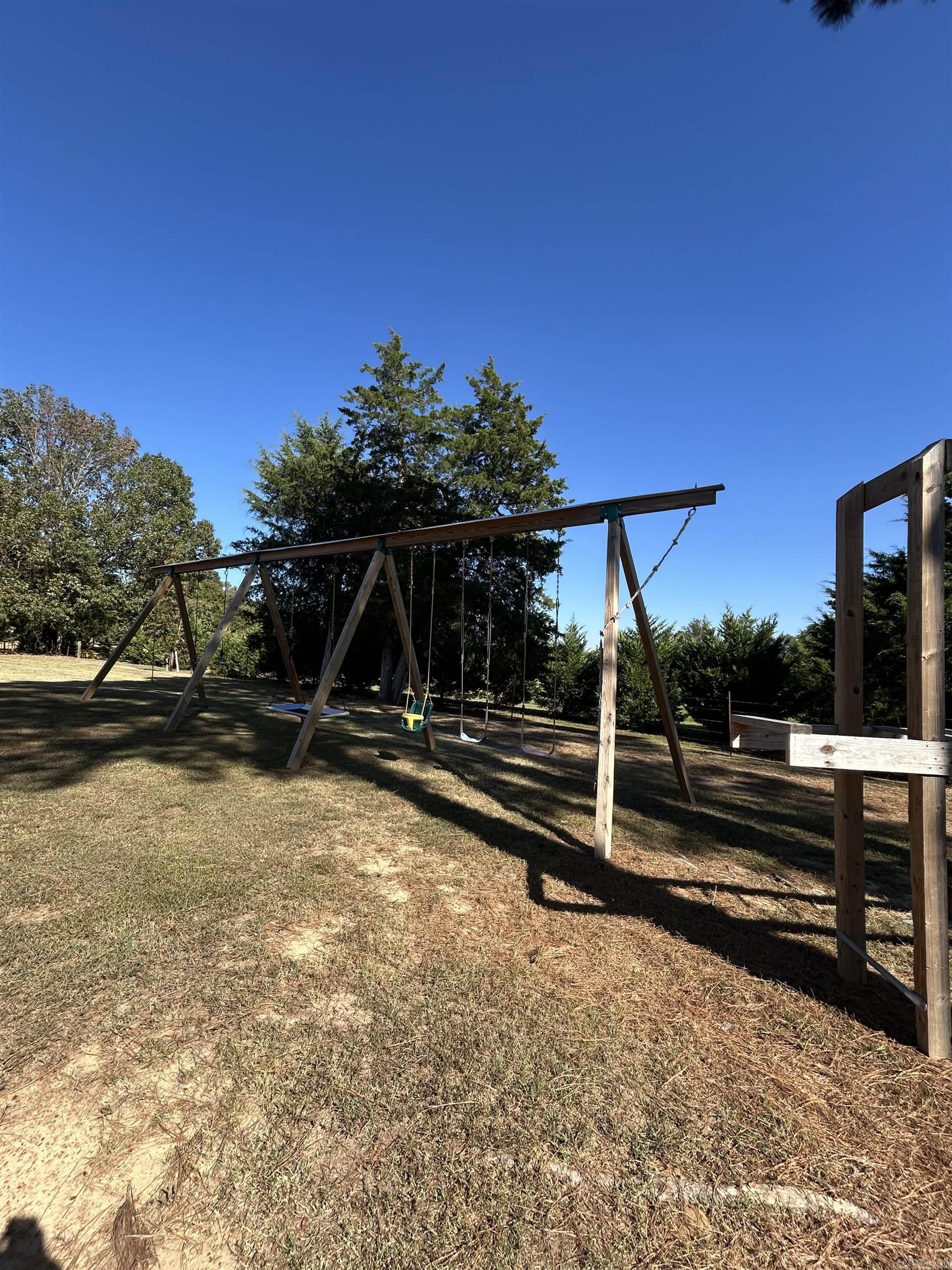 6416 N Highway 1 Colt, AR 72436