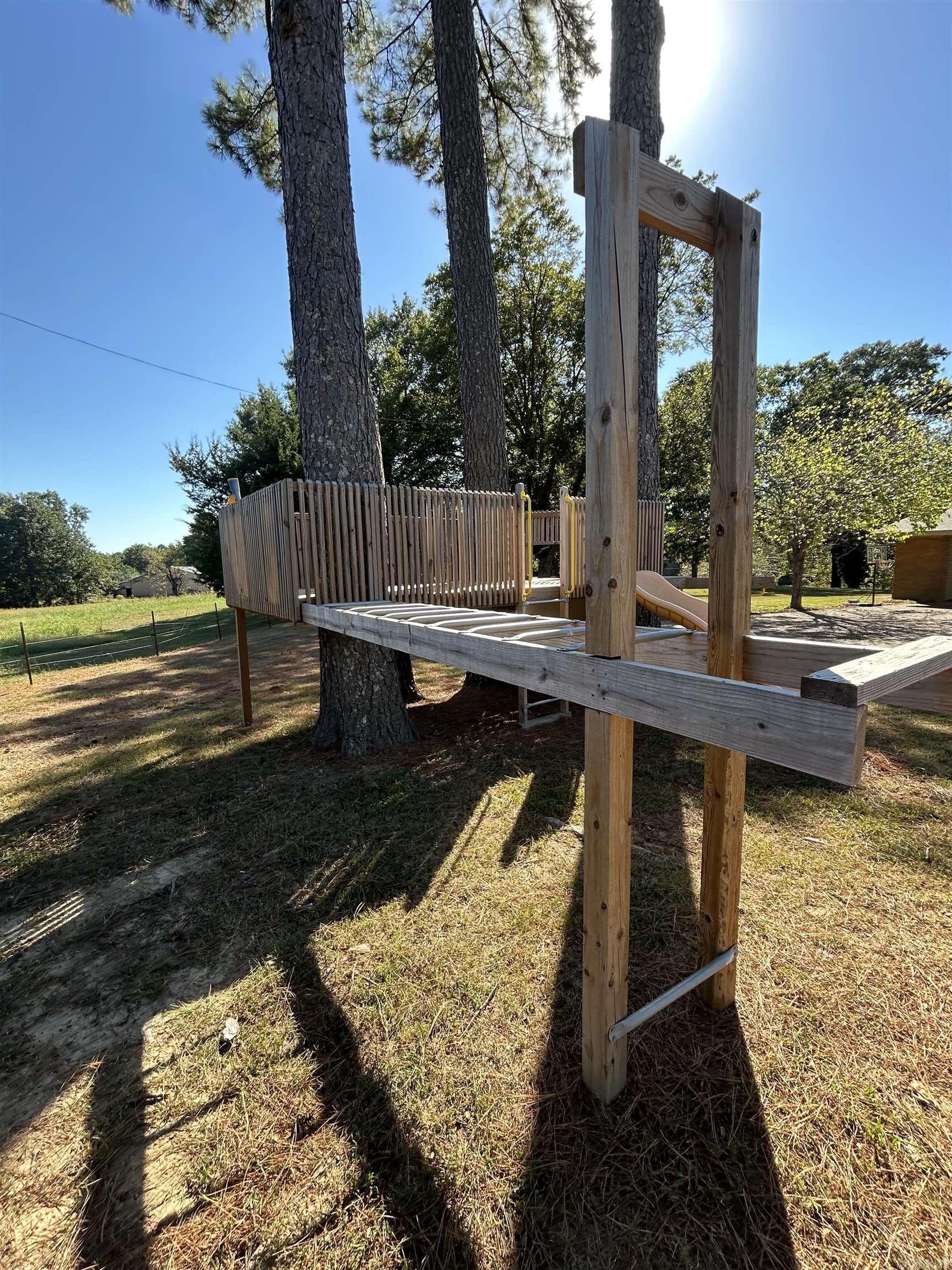 6416 N Highway 1 Colt, AR 72436