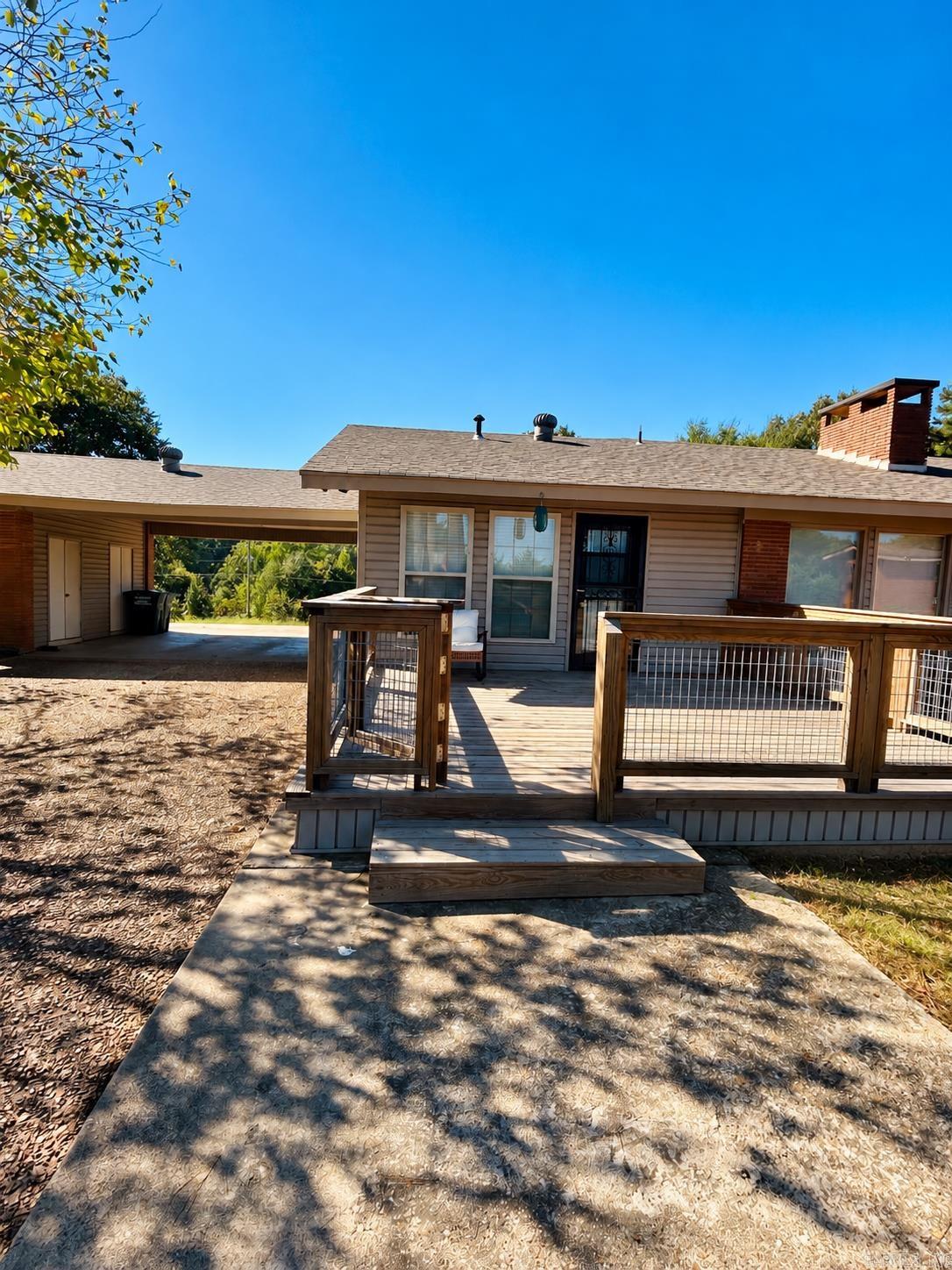 6416 N Highway 1 Colt, AR 72436