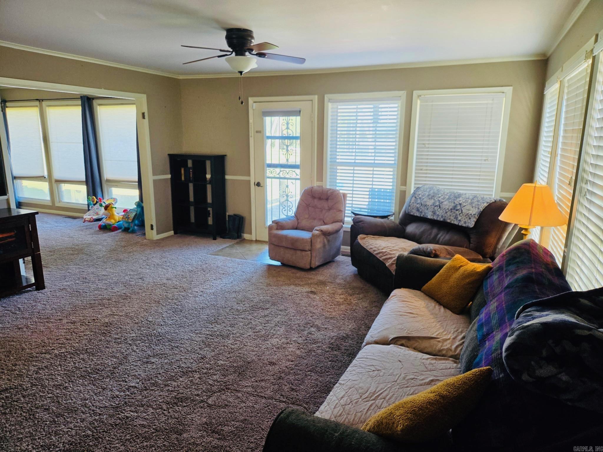 6416 N Highway 1 Colt, AR 72436