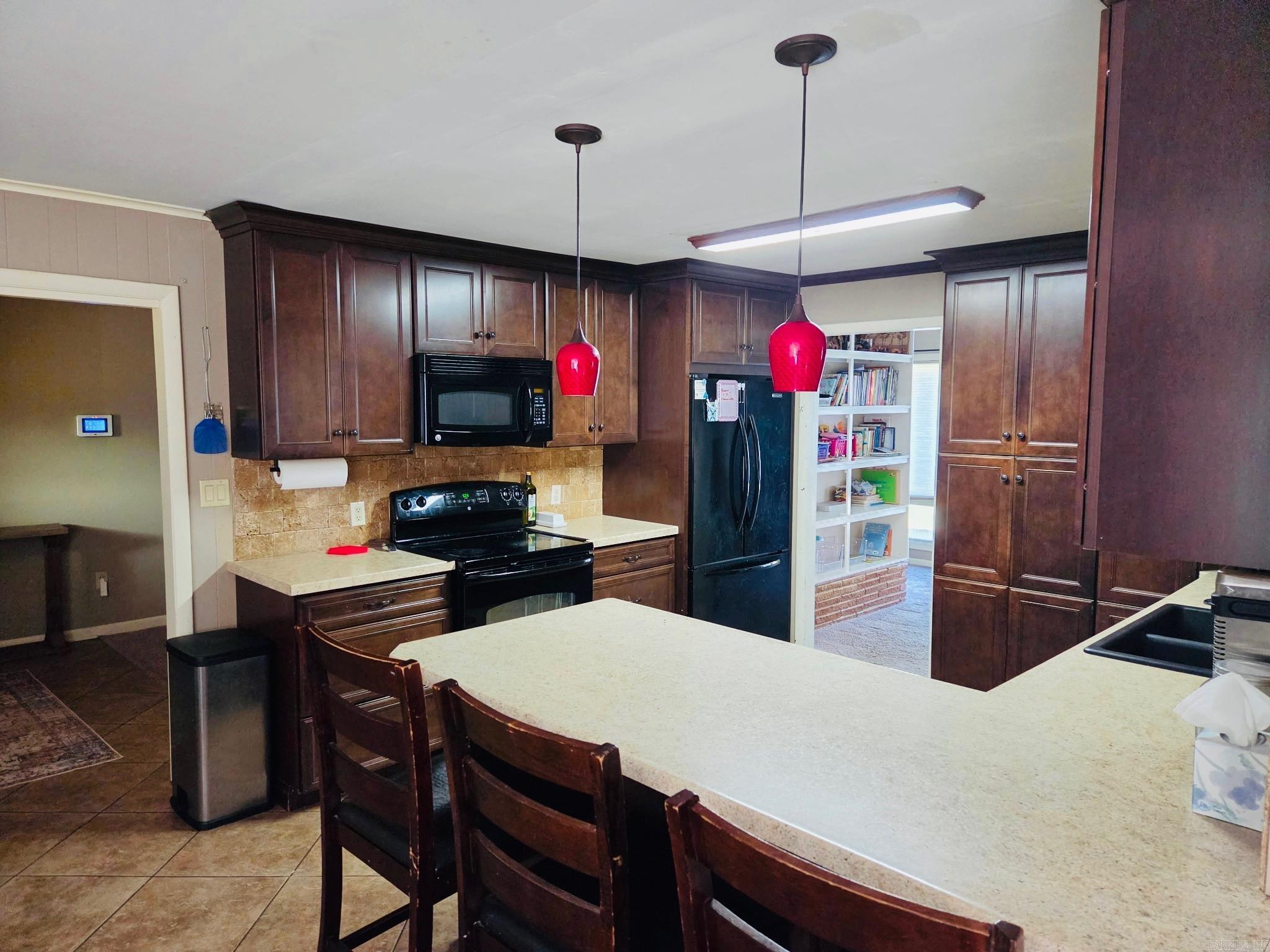6416 N Highway 1 Colt, AR 72436