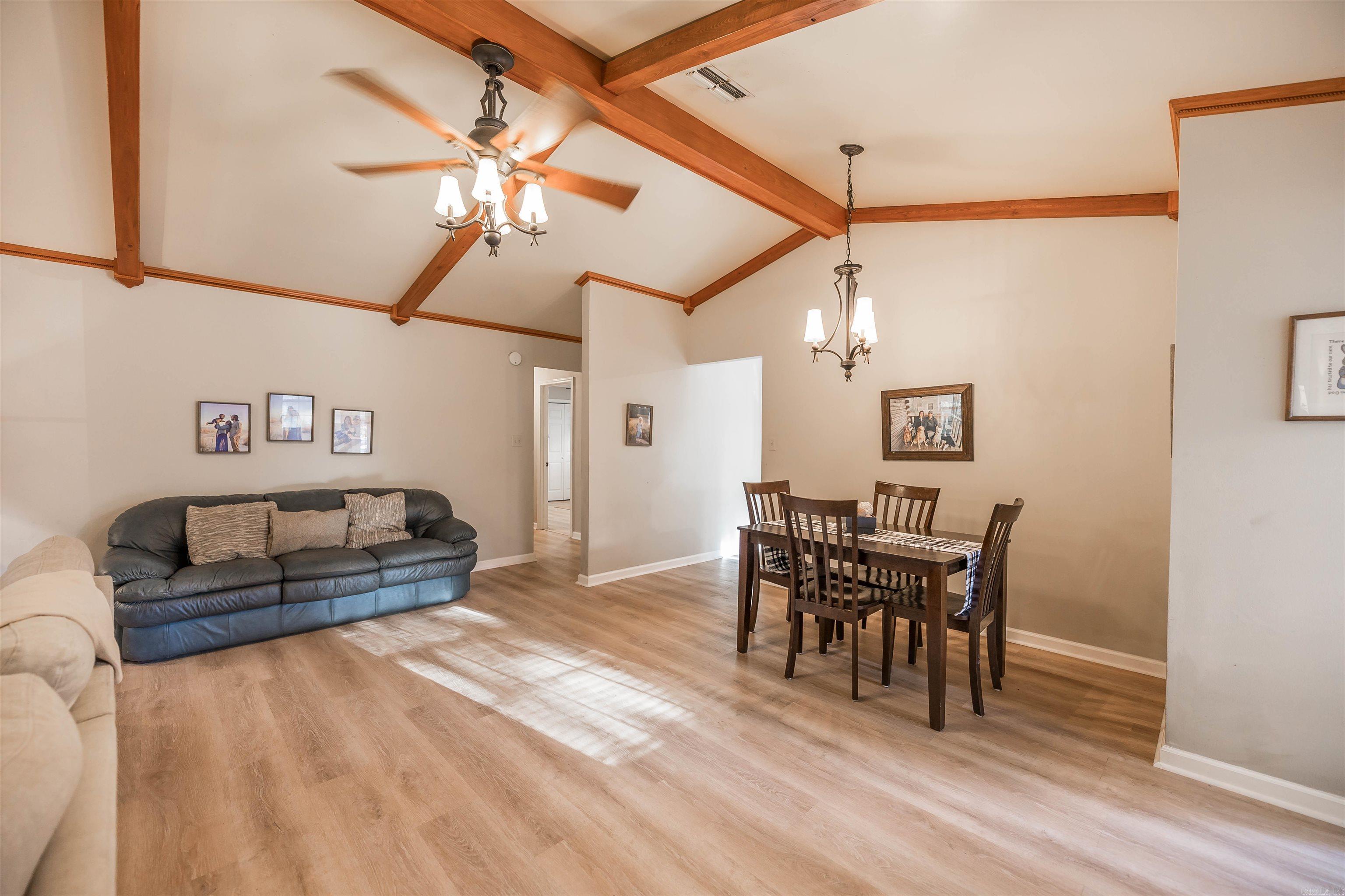 1315 Ridgeview Rd Camden, AR 71701