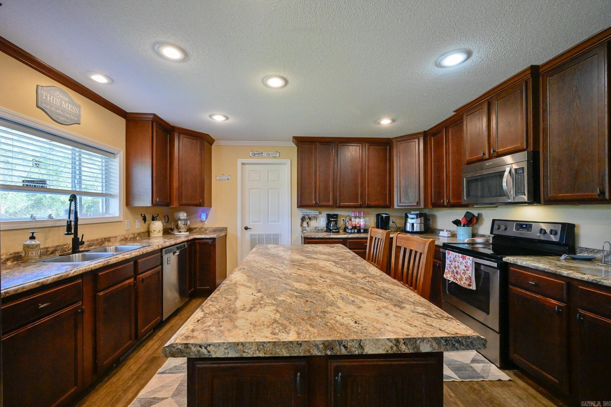 5027 Highway 270 Boles, AR 72926