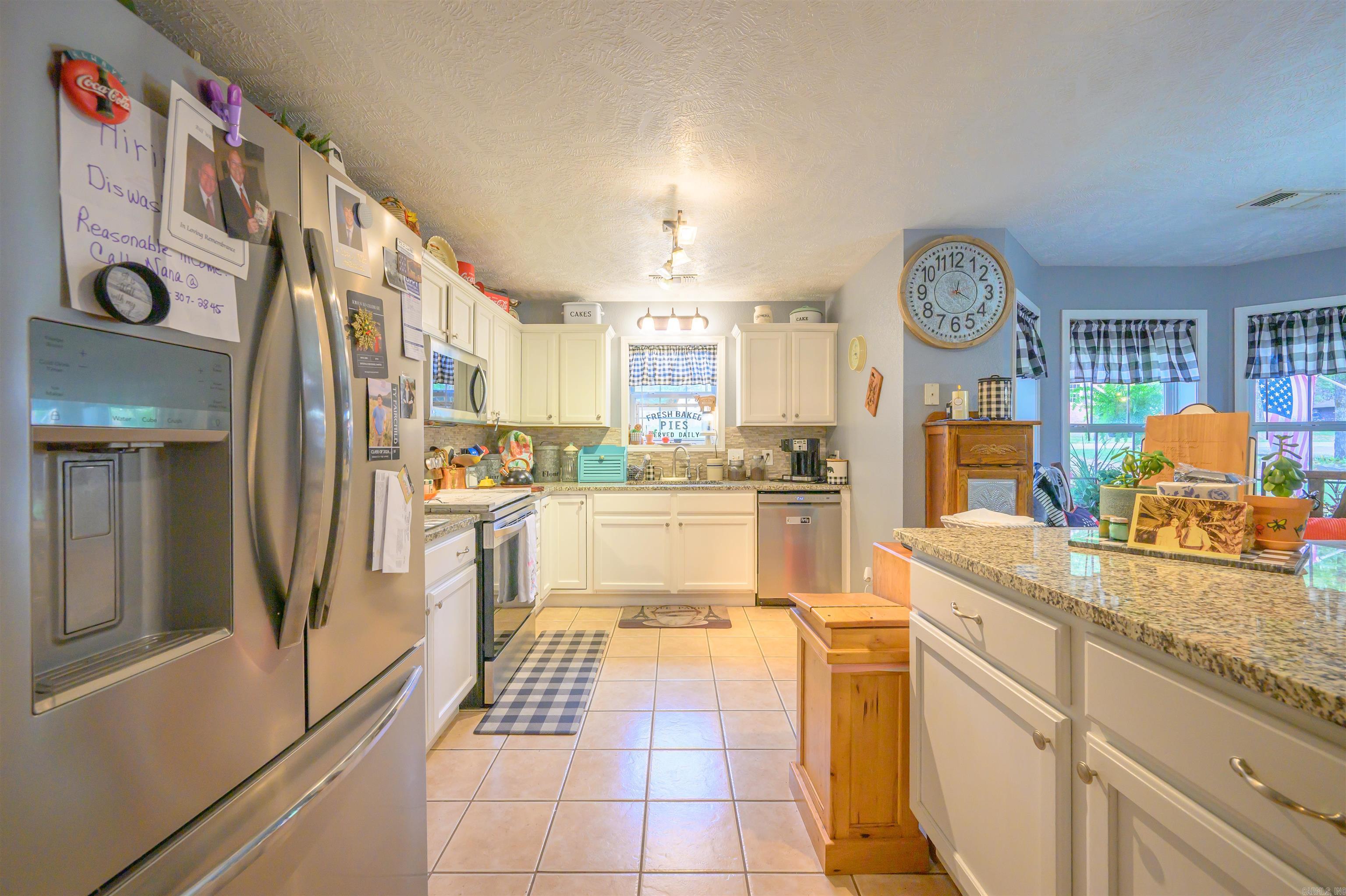 855 Bluff View Batesville, AR 72501-0000