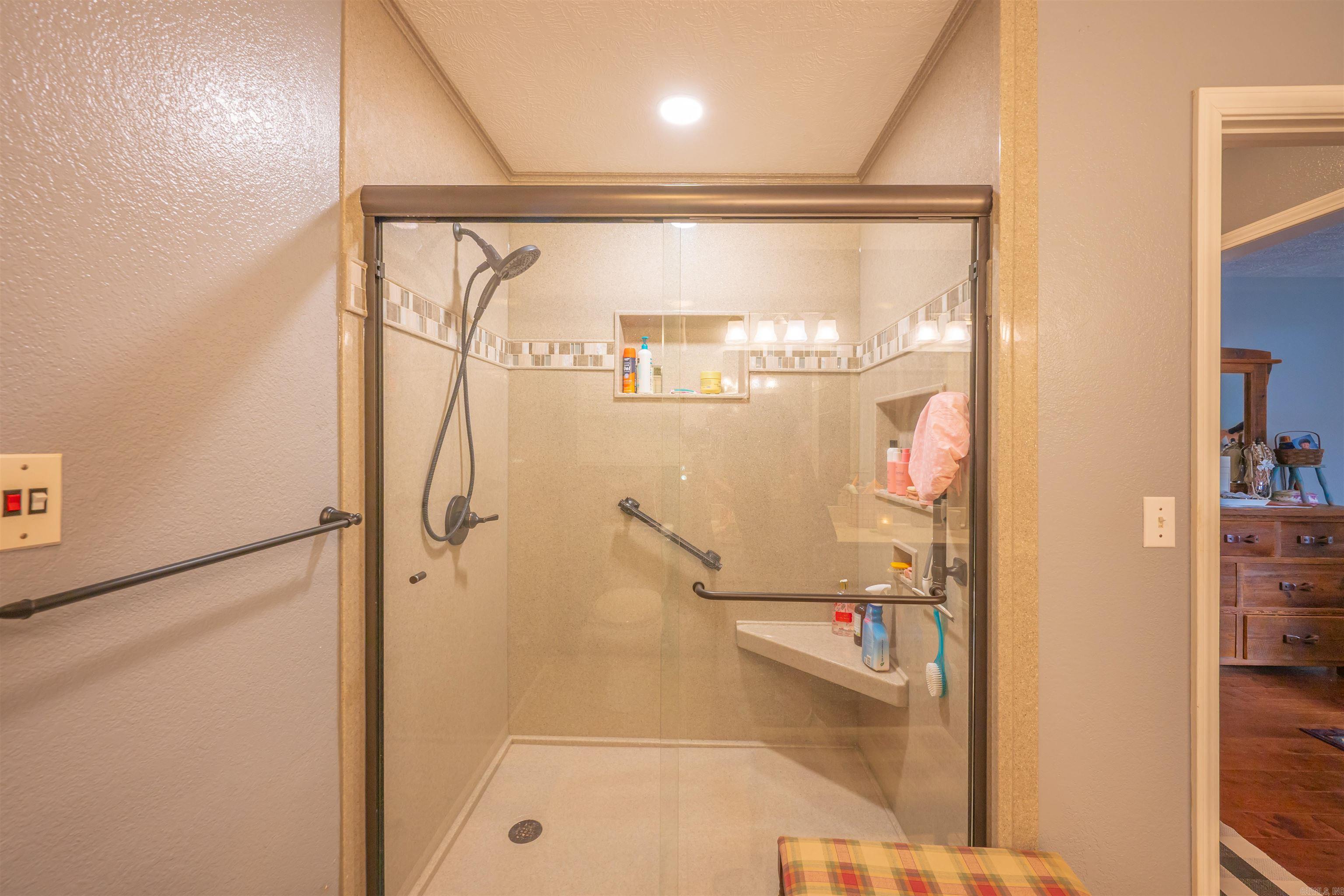 855 Bluff View Batesville, AR 72501-0000