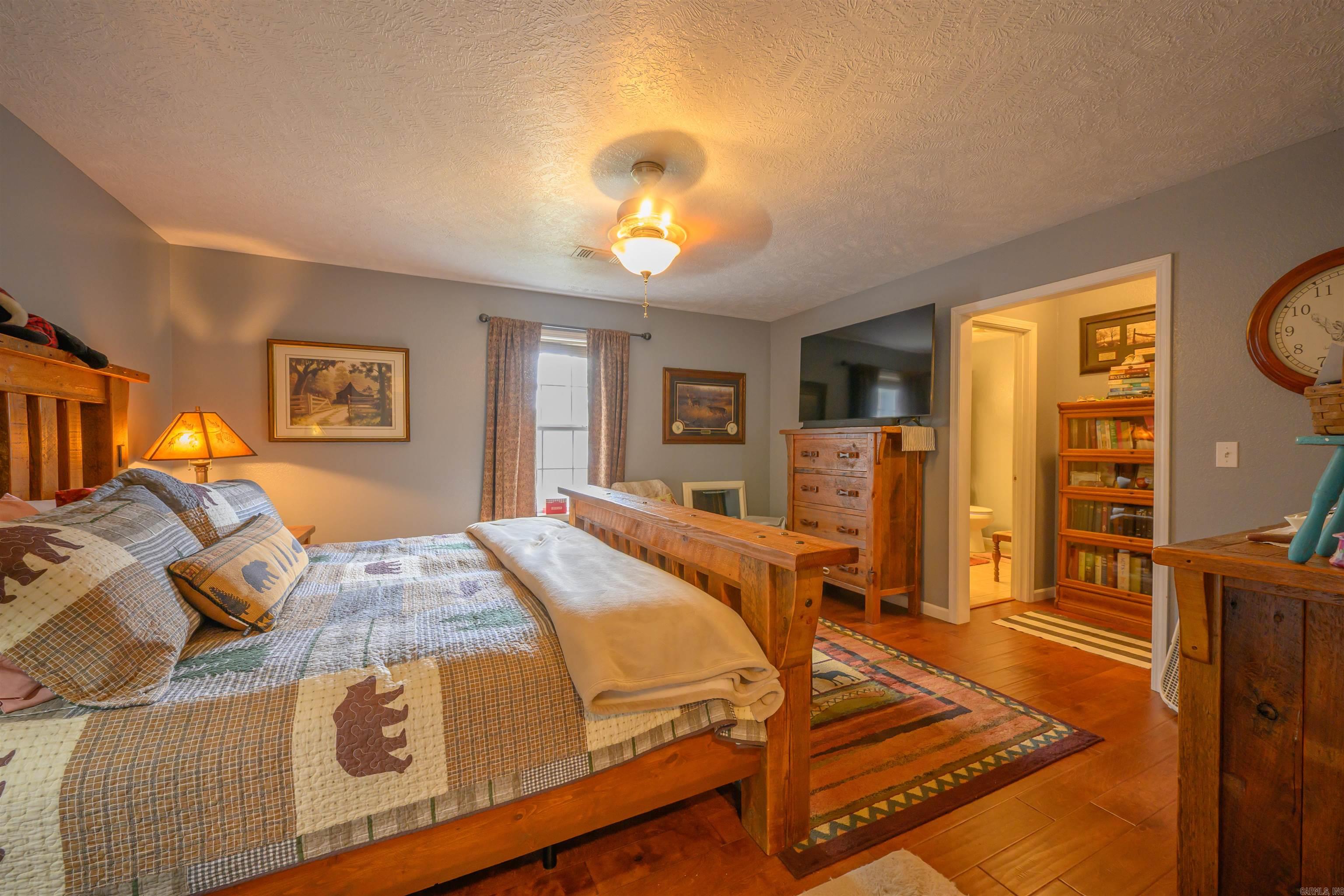 855 Bluff View Batesville, AR 72501-0000
