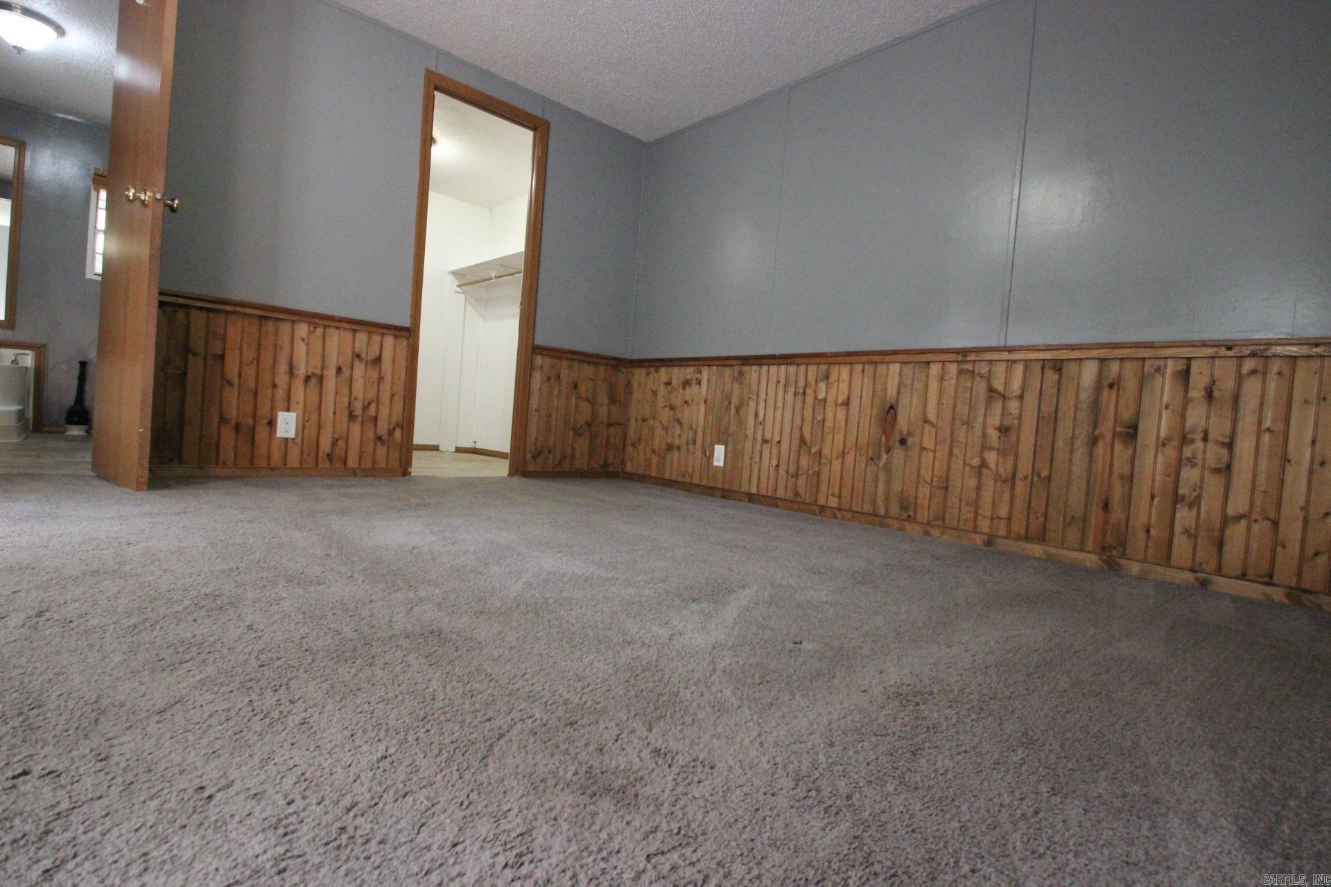 2548 Riverview Cir — photo 5