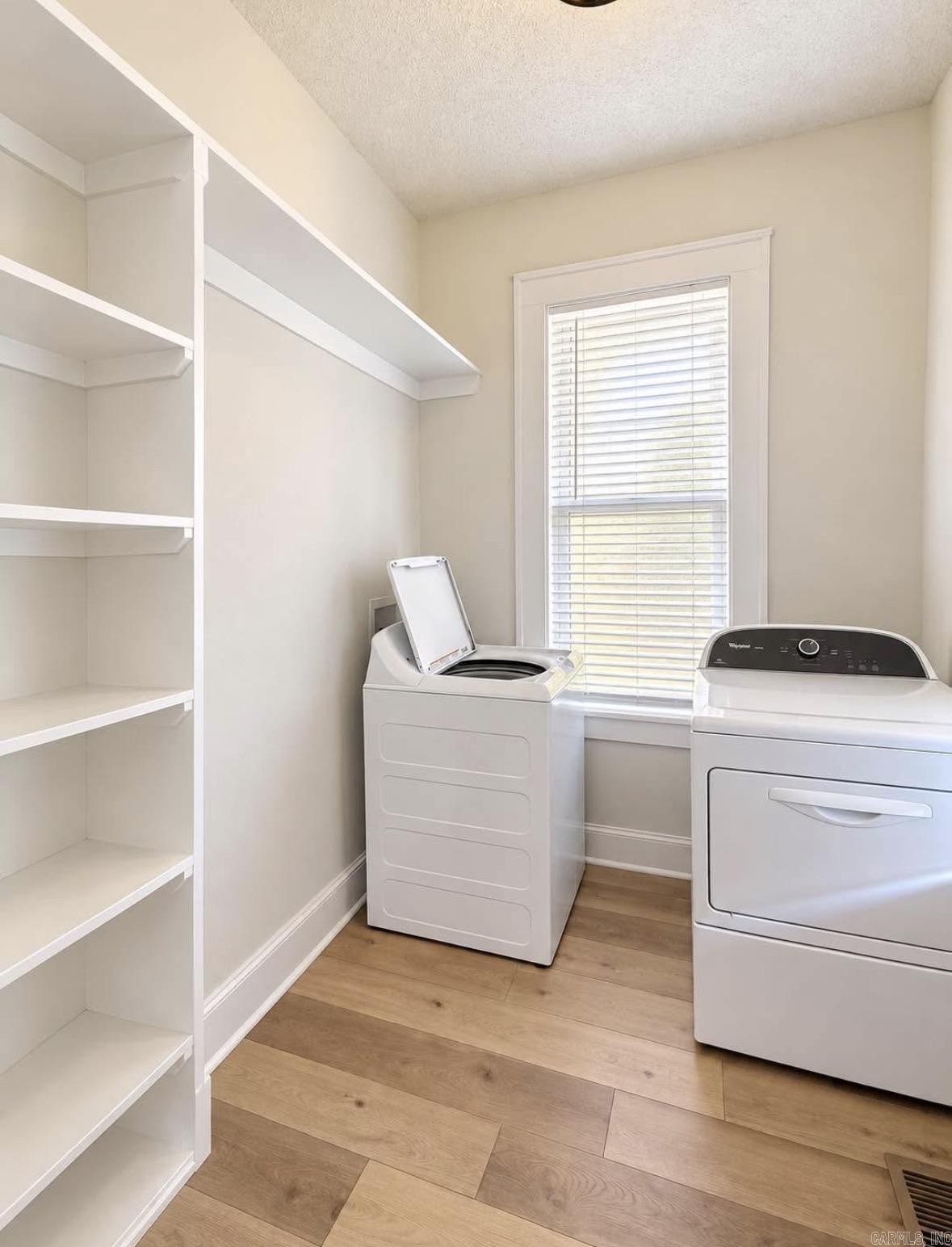 2209 W Long 17th Street North Little Rock, AR 72114