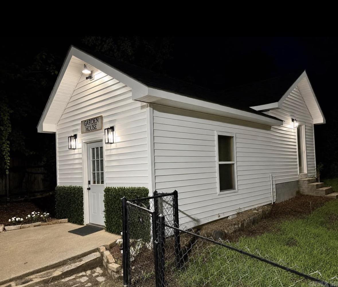 2209 W Long 17th Street North Little Rock, AR 72114