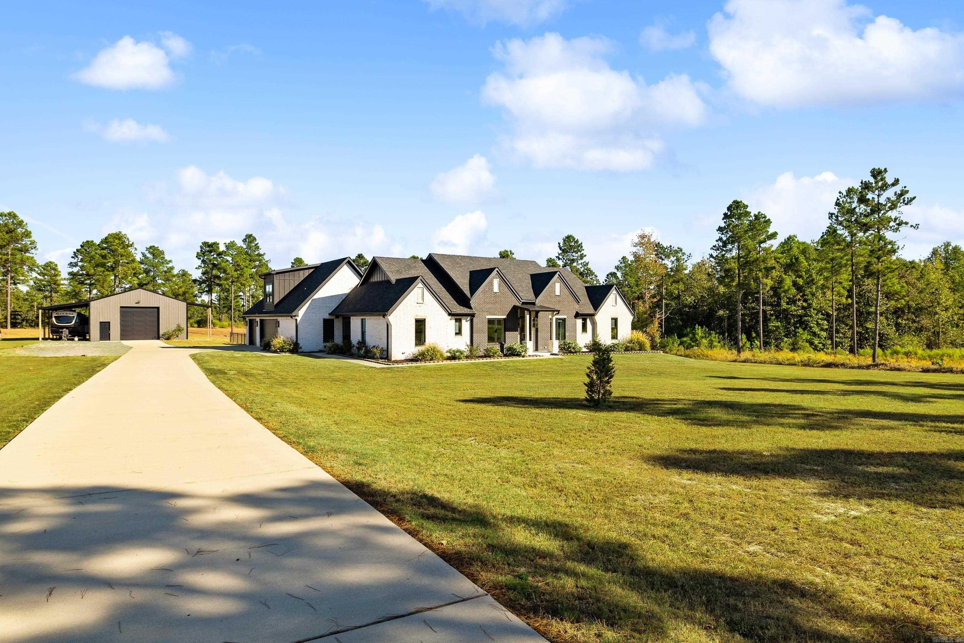 12801 Mars Hill Rd — exterior