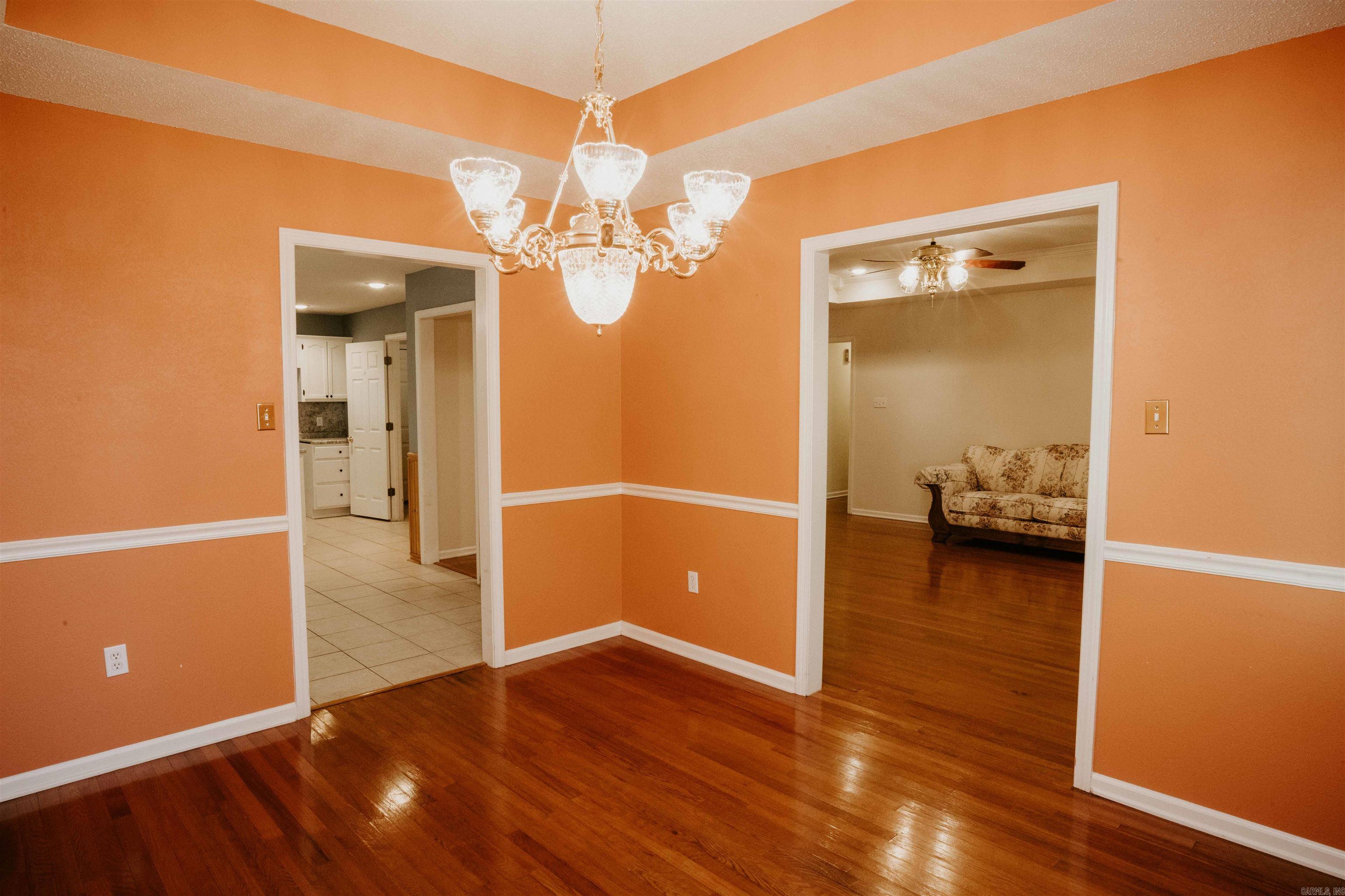 2406 REDWOOD Benton, AR 72015-2509