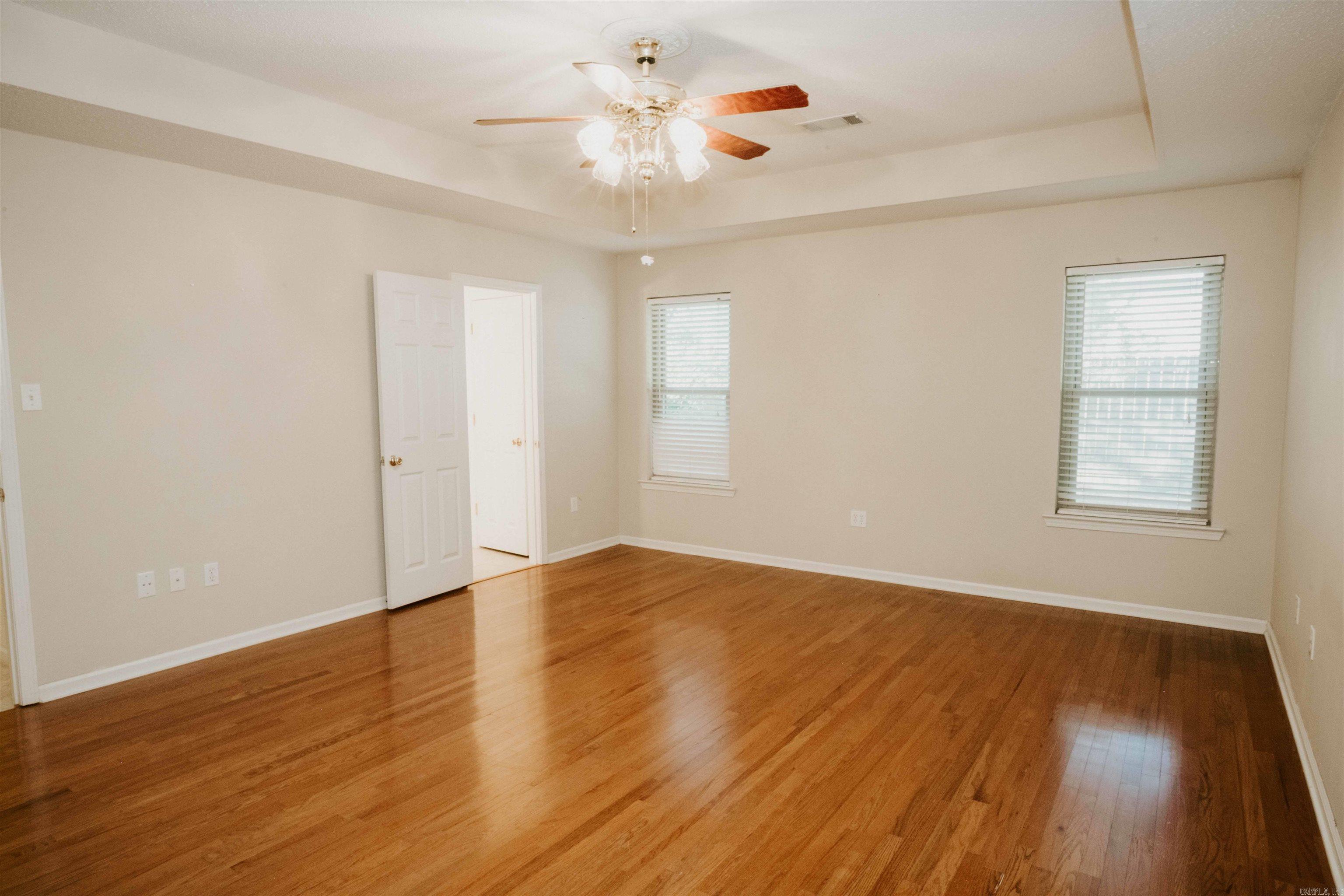 2406 REDWOOD Benton, AR 72015-2509