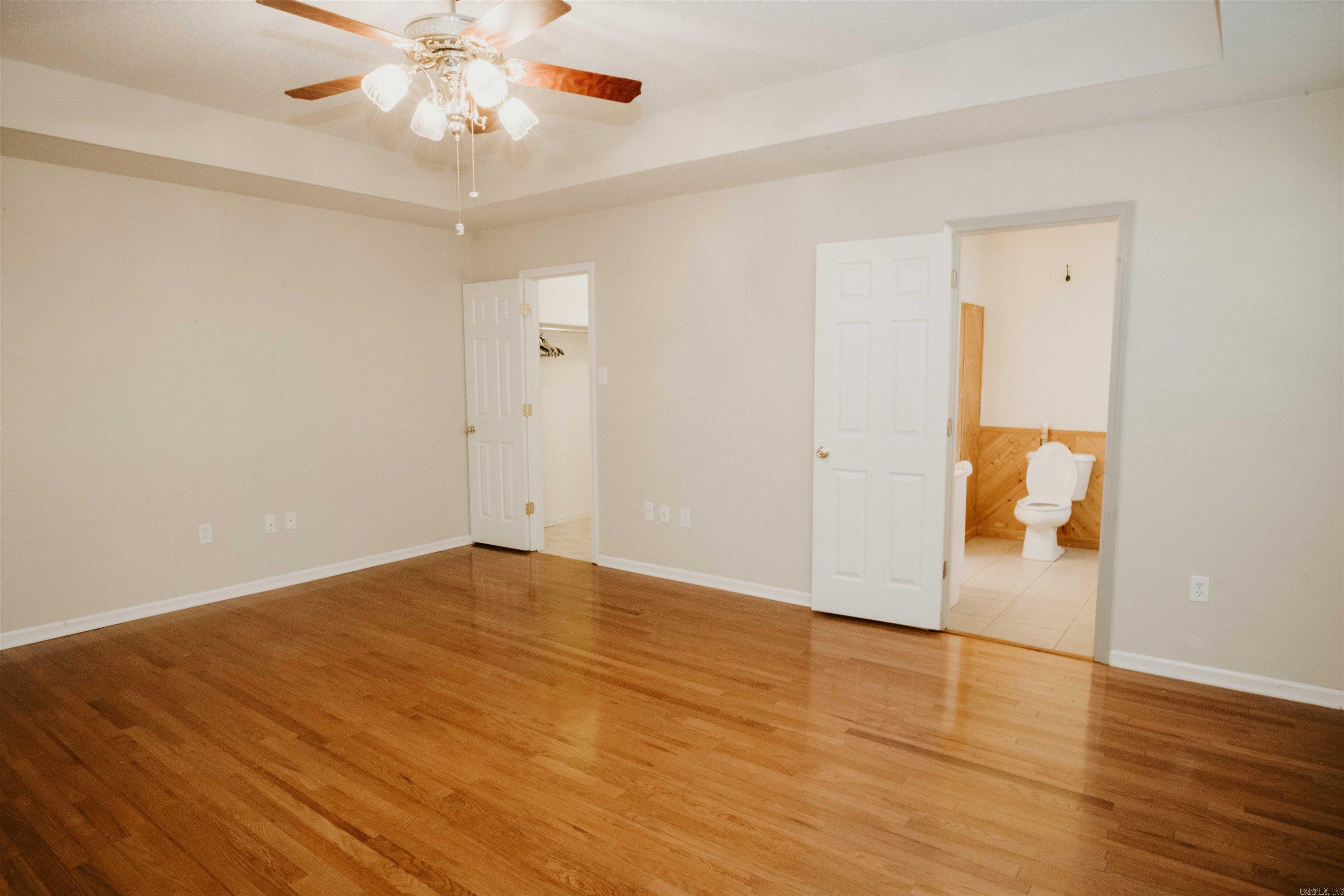 2406 REDWOOD Benton, AR 72015-2509