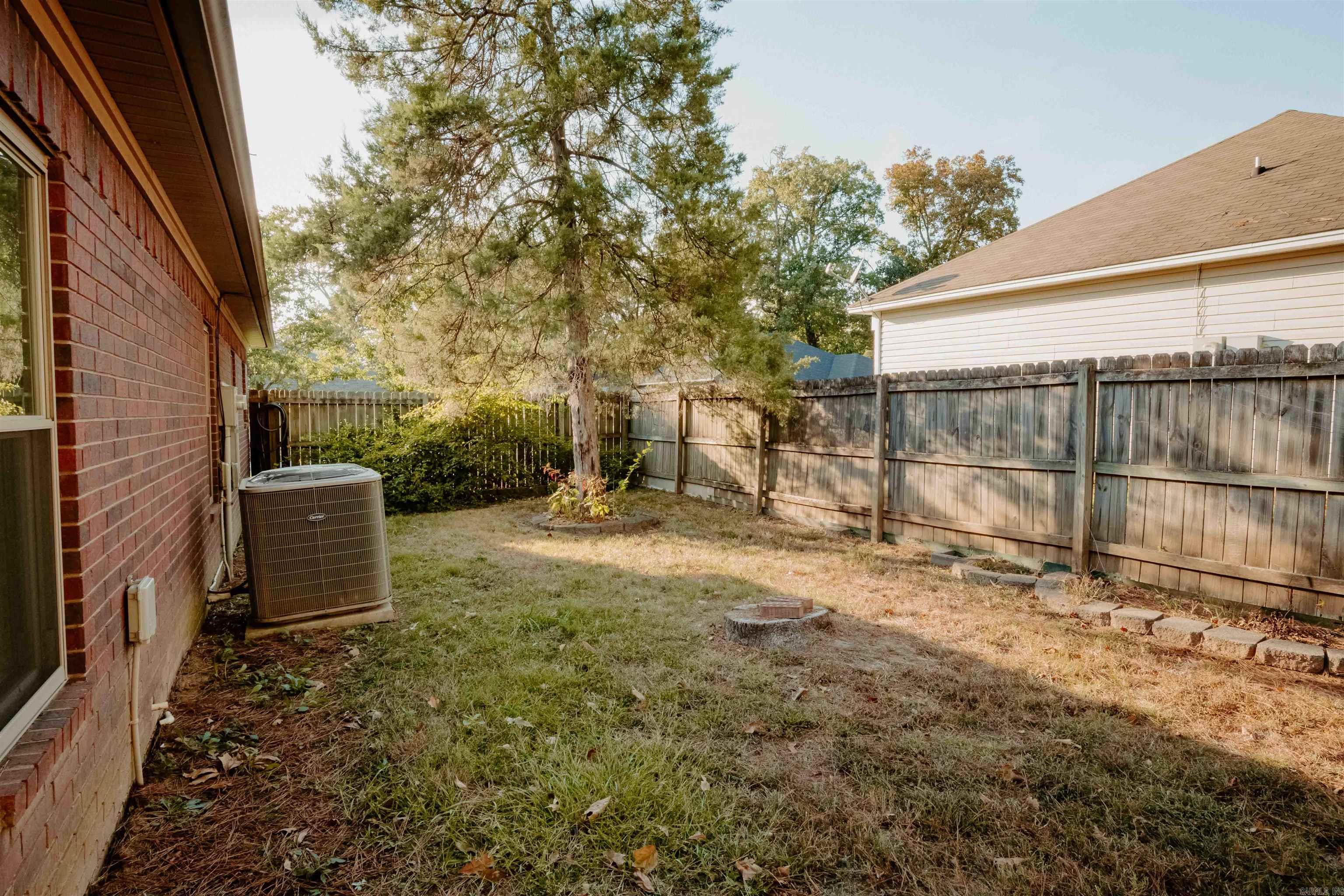 2406 REDWOOD Benton, AR 72015-2509