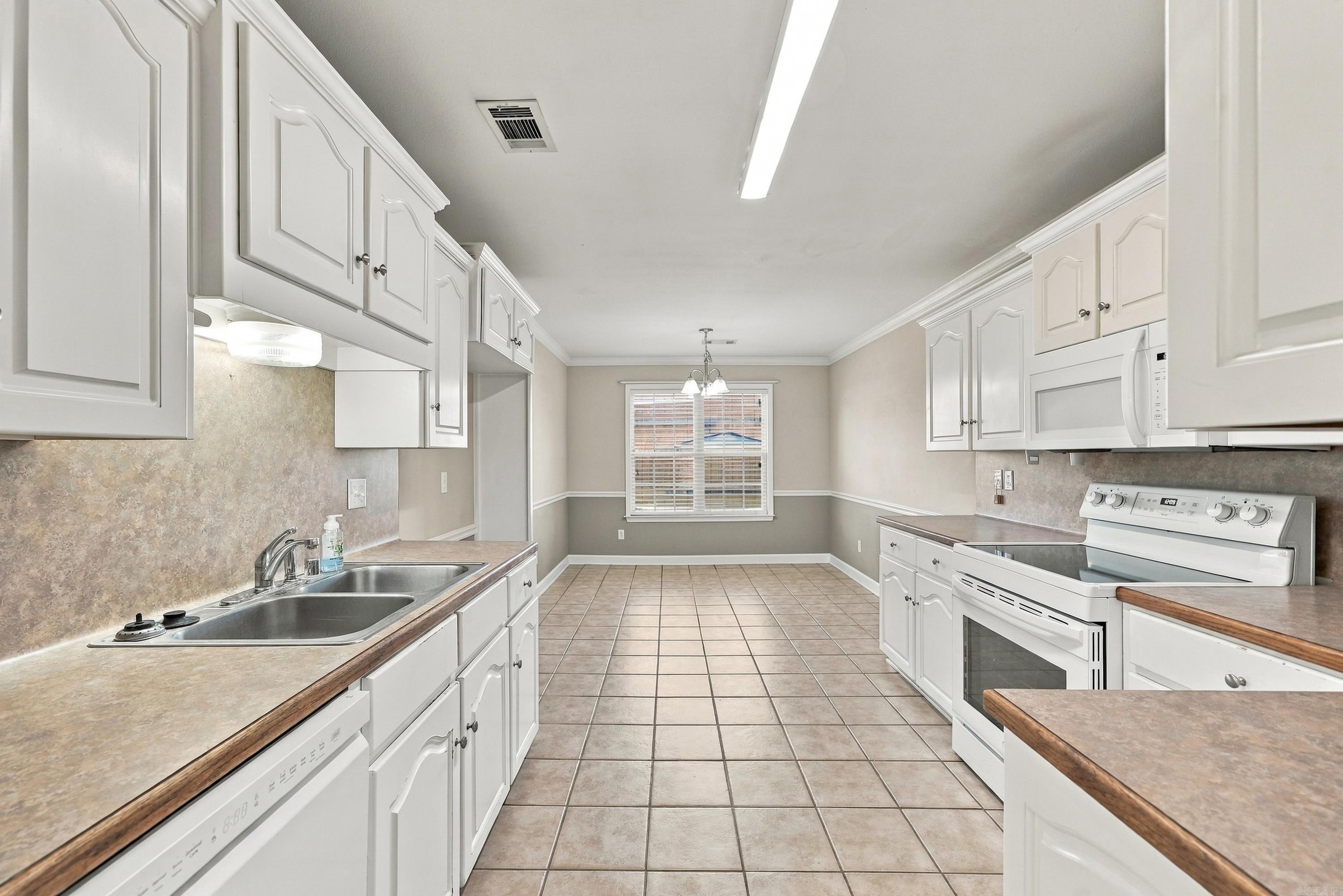 28 Berry Patch Drive Cabot, AR 72023