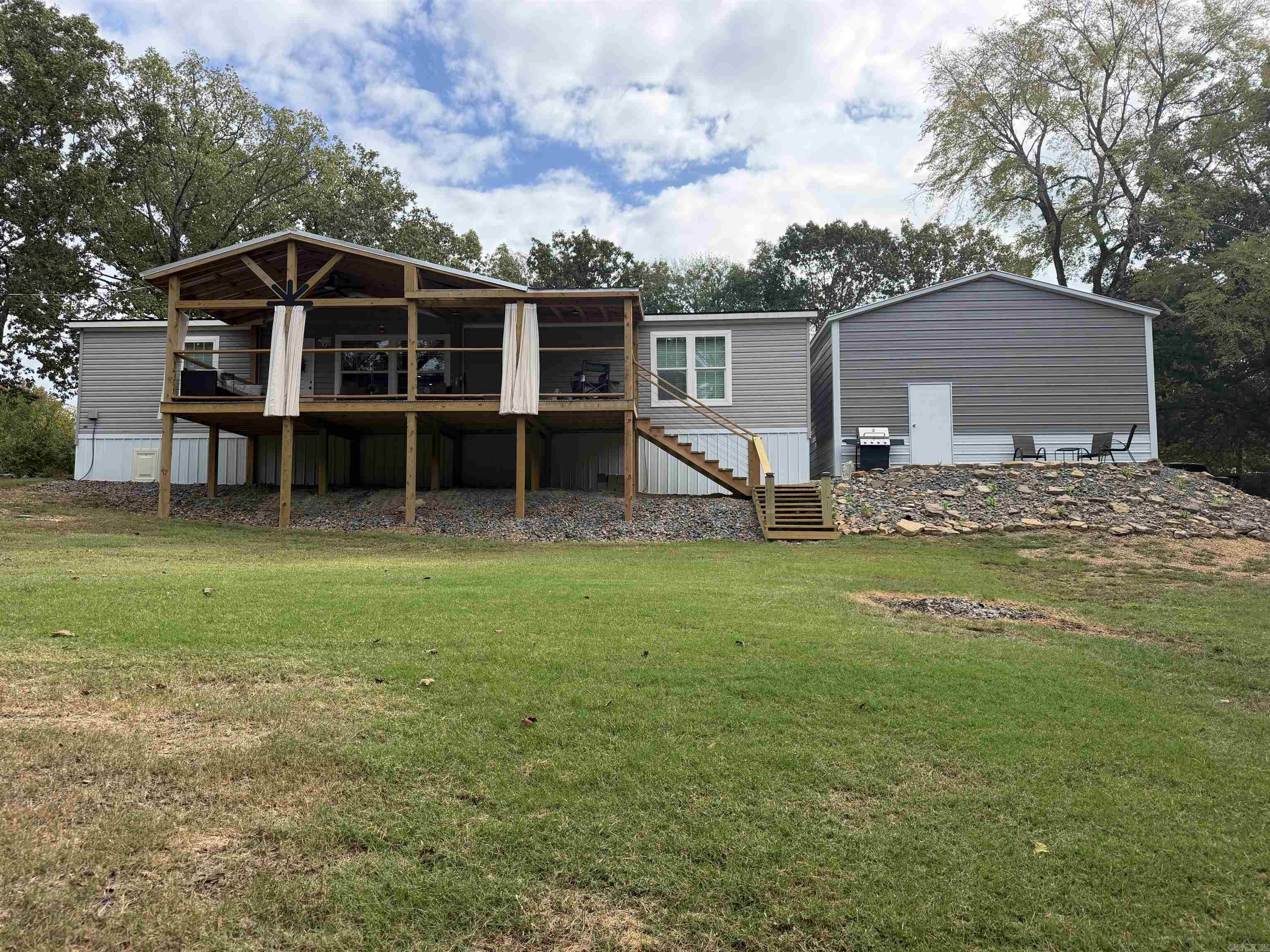 275 Narrows Dr. Greers Ferry, AR 72067