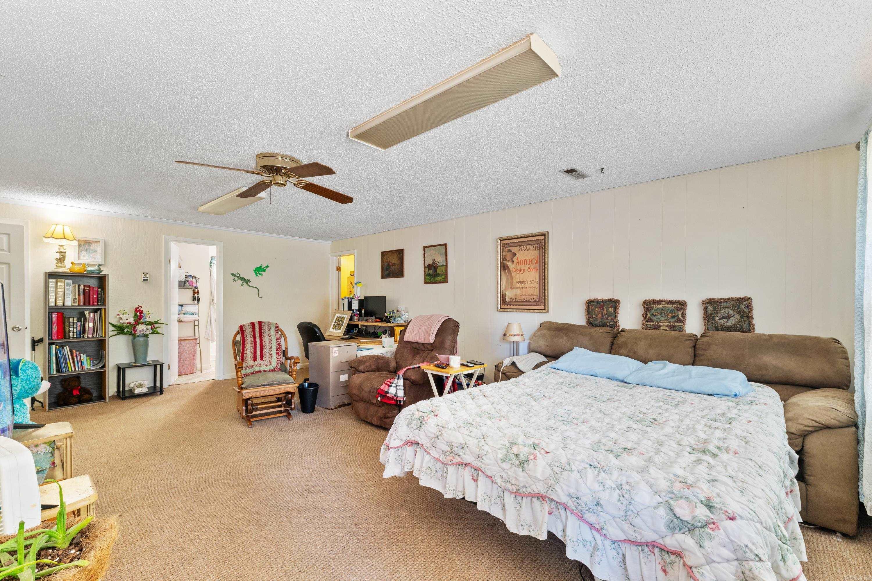 11235 Hwy 5 South Salesville, AR 72653