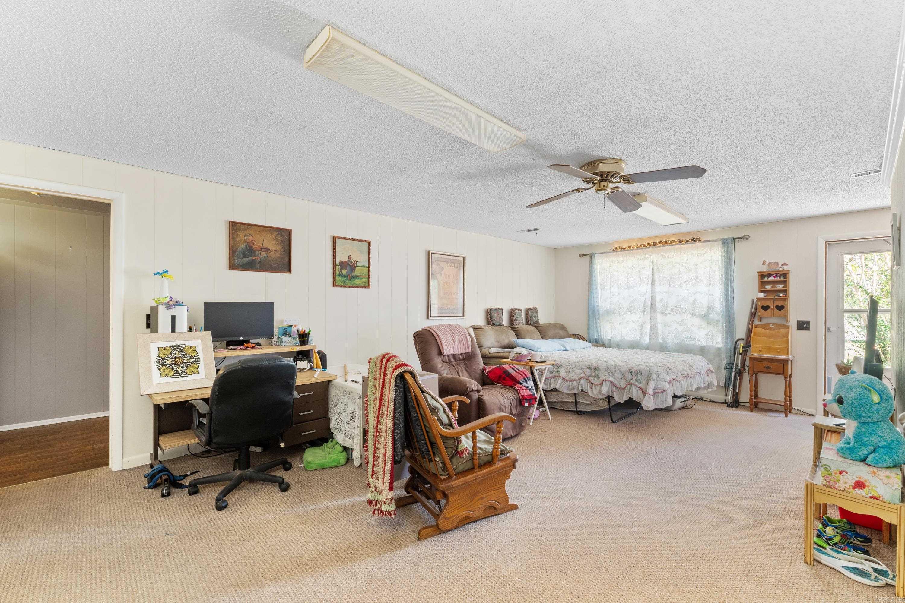 11235 Hwy 5 South Salesville, AR 72653