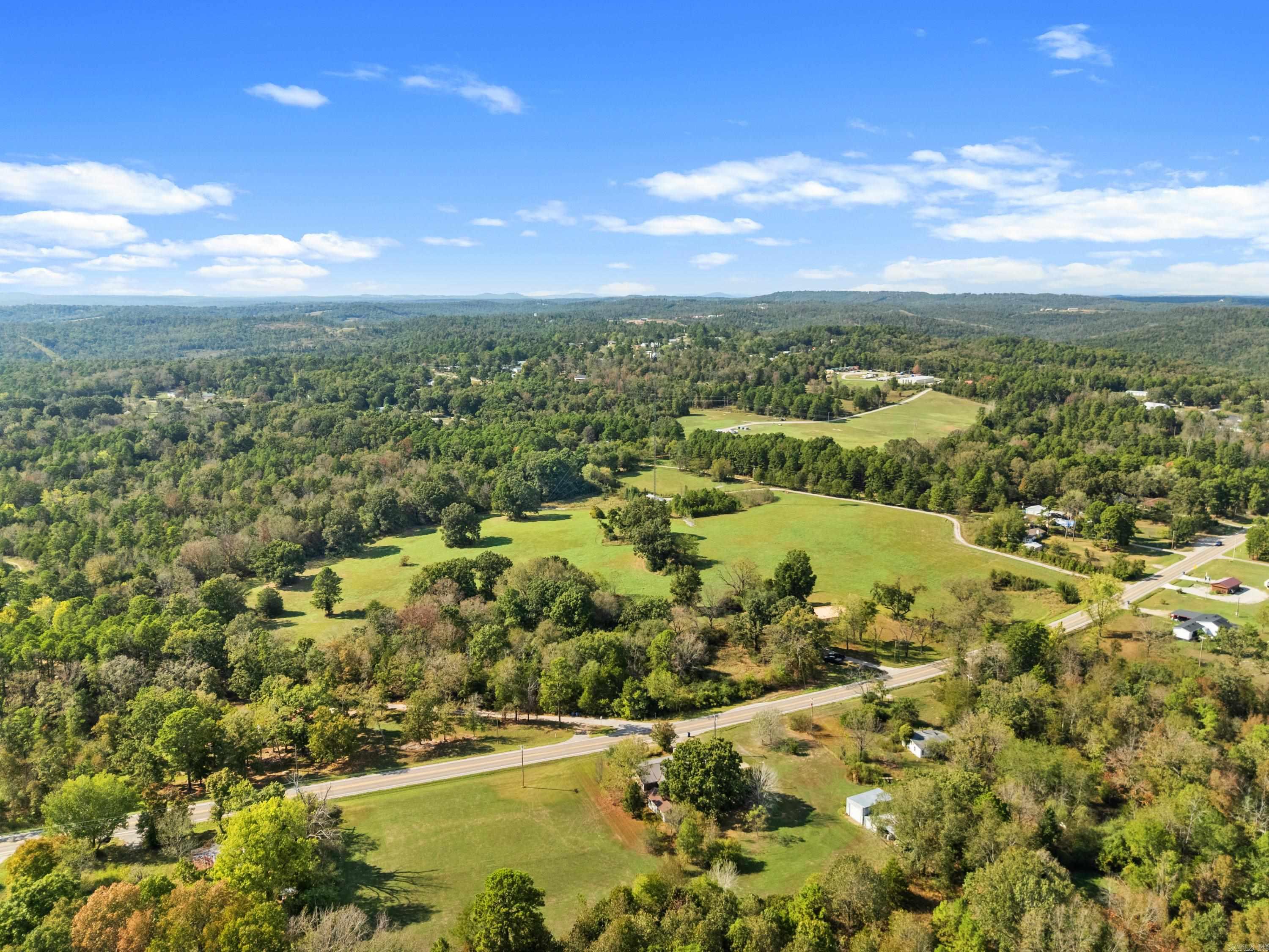 11235 Hwy 5 South Salesville, AR 72653