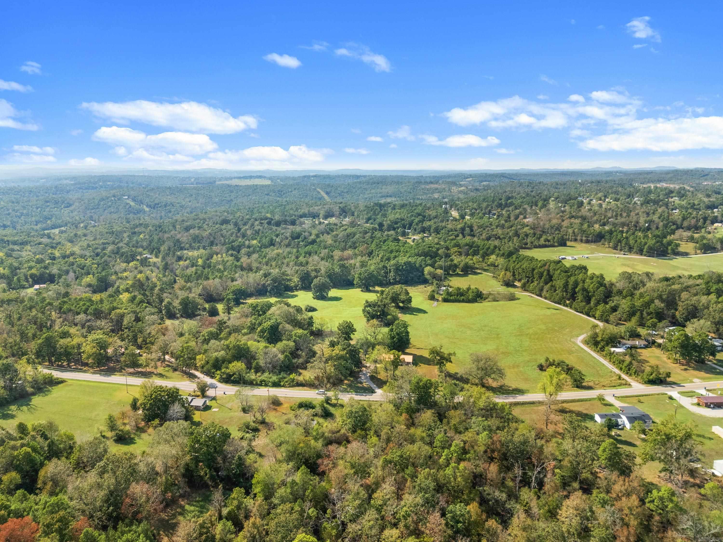 11235 Hwy 5 South Salesville, AR 72653