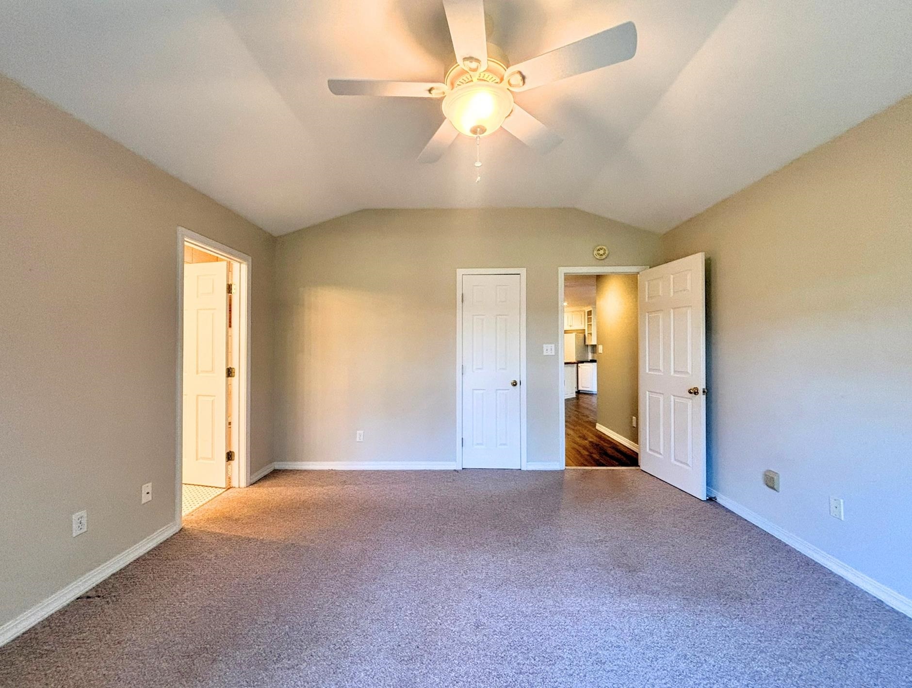 54 F Cherokee Road Cherokee Village, AR 72529