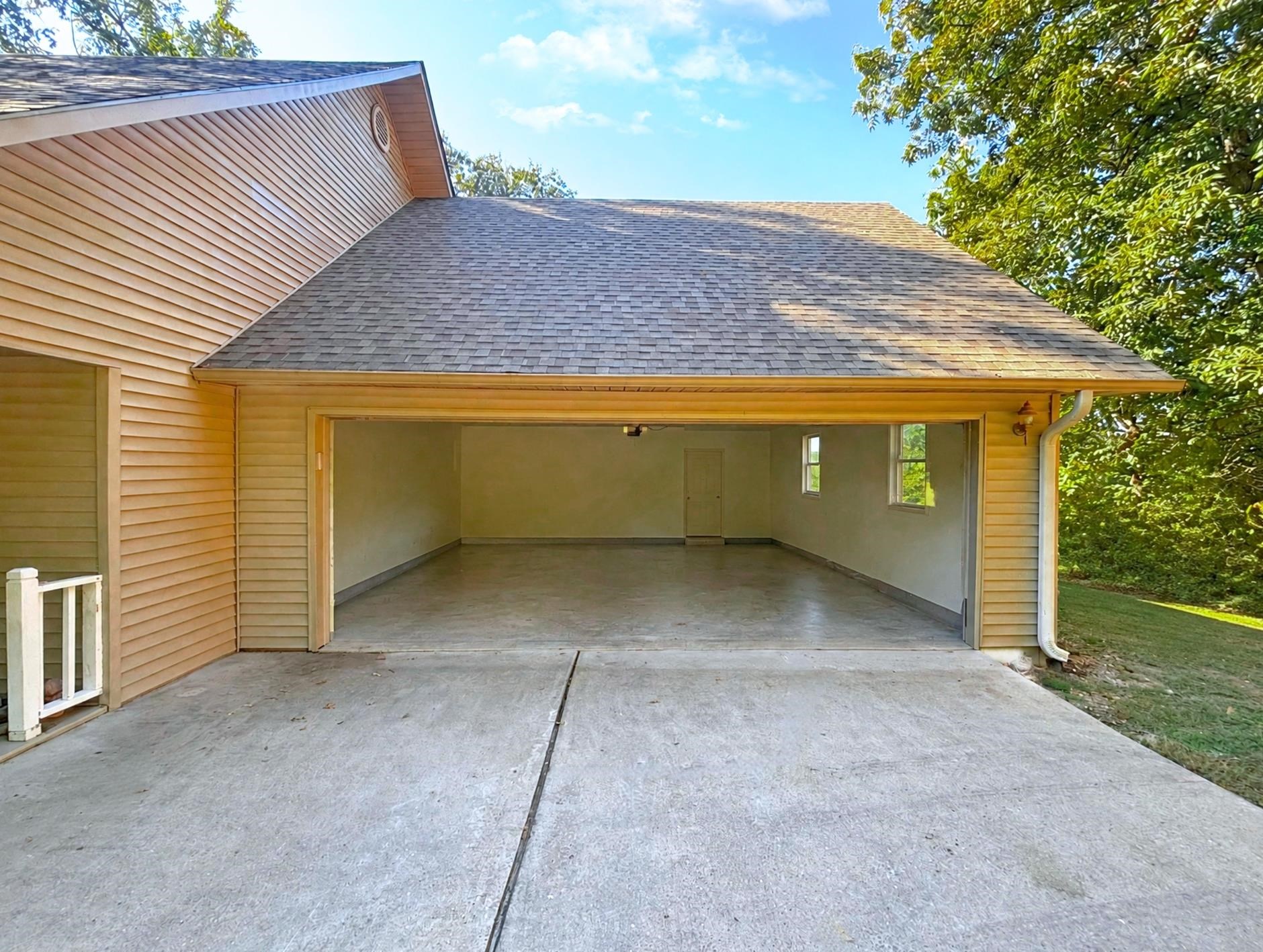 54 F Cherokee Road Cherokee Village, AR 72529