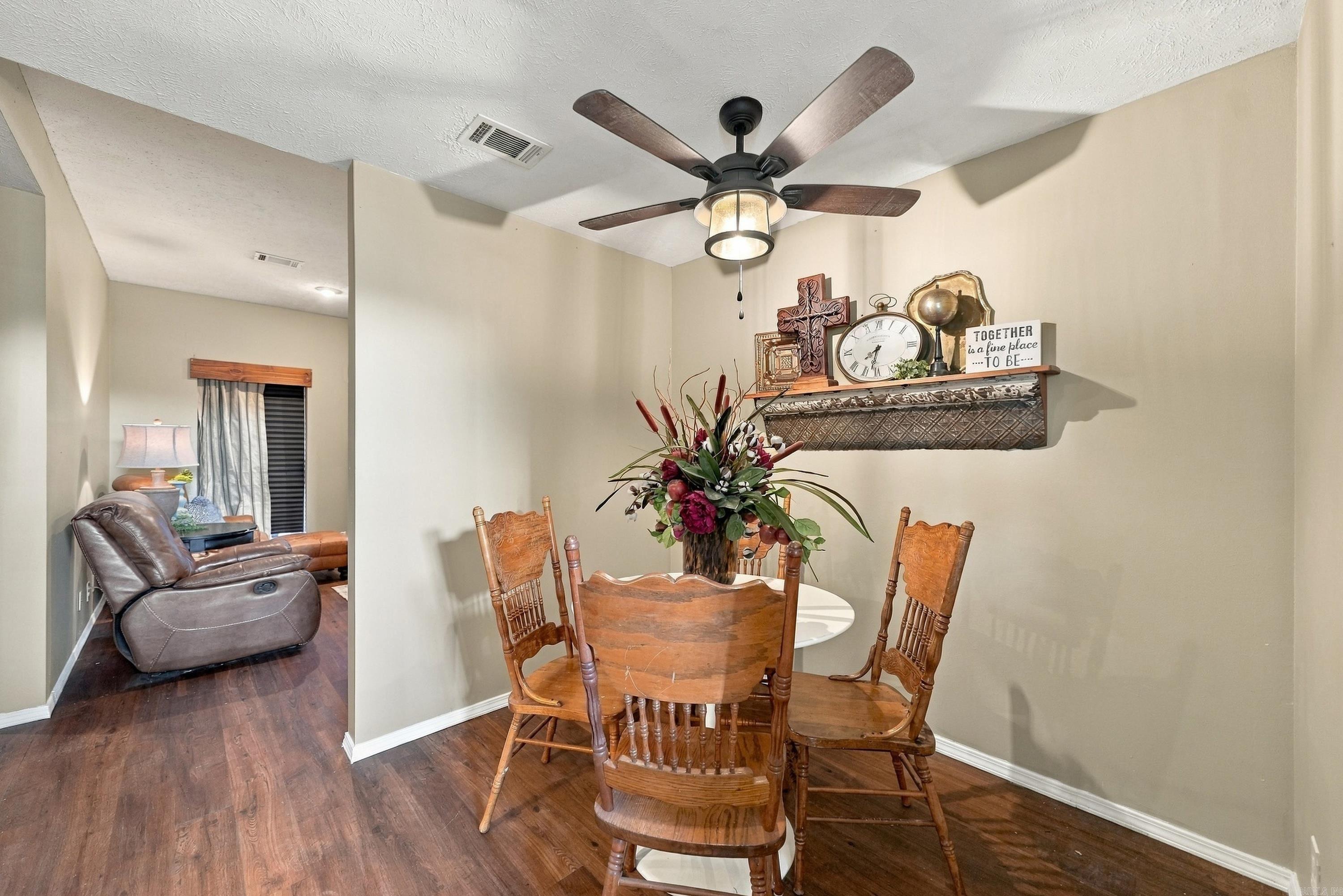 27 Pine Street Guy, AR 72061